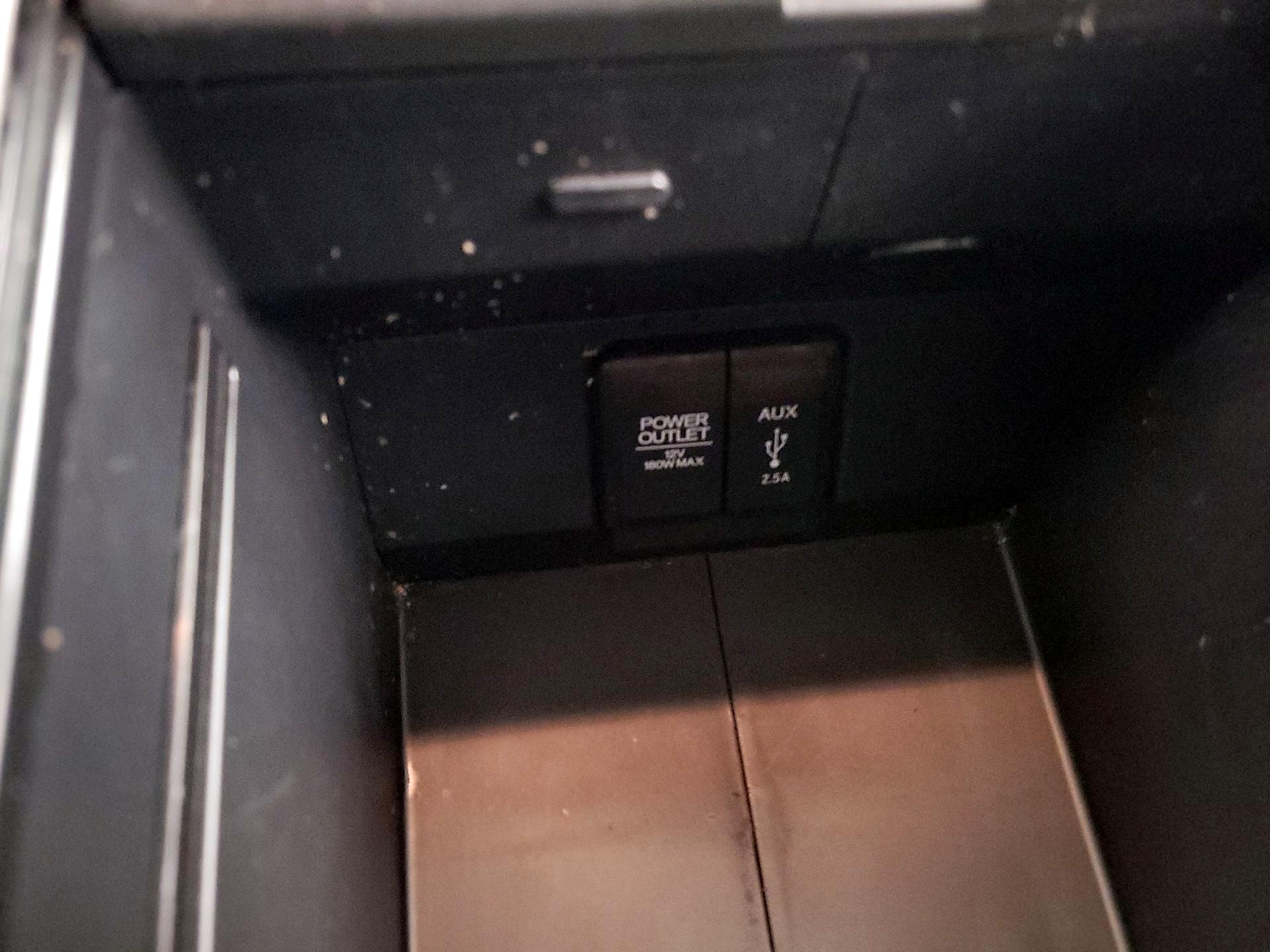 Thumbnail: 2016 Honda Pilot - 18