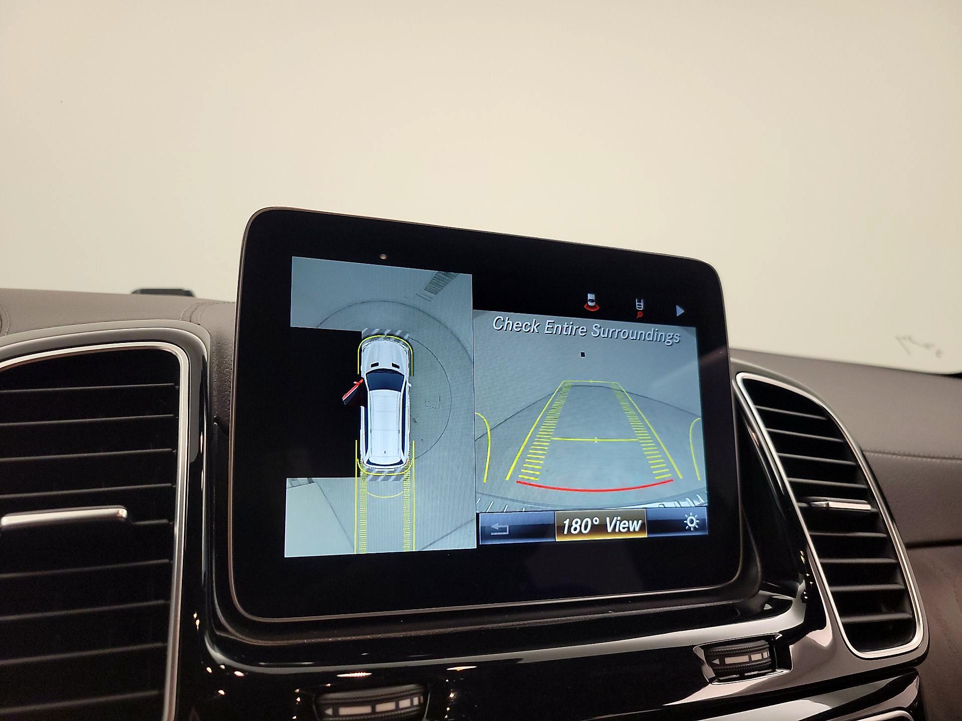 Thumbnail: 2019 Mercedes-Benz GLS - 14