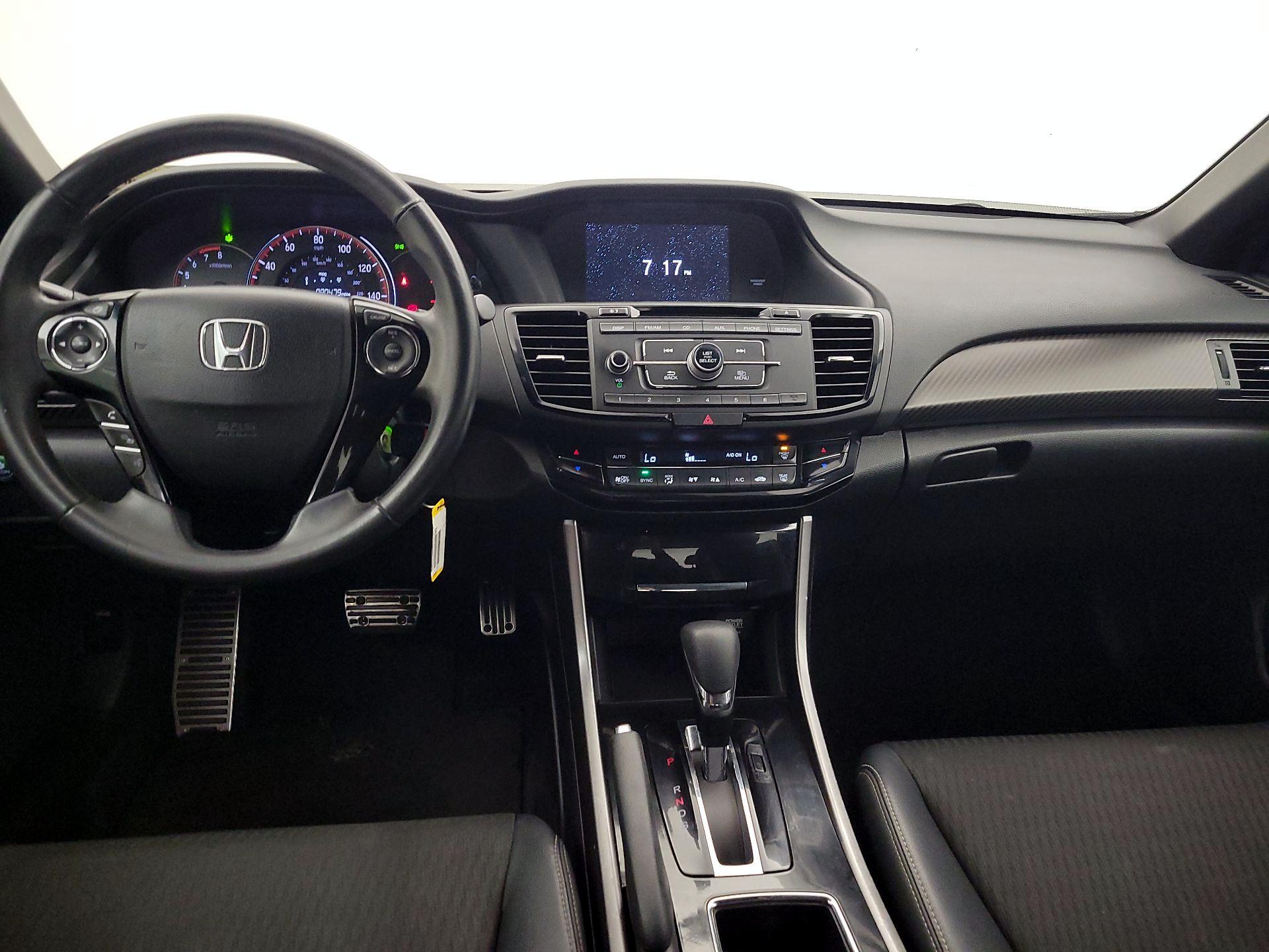 Thumbnail: 2017 Honda Accord - 9