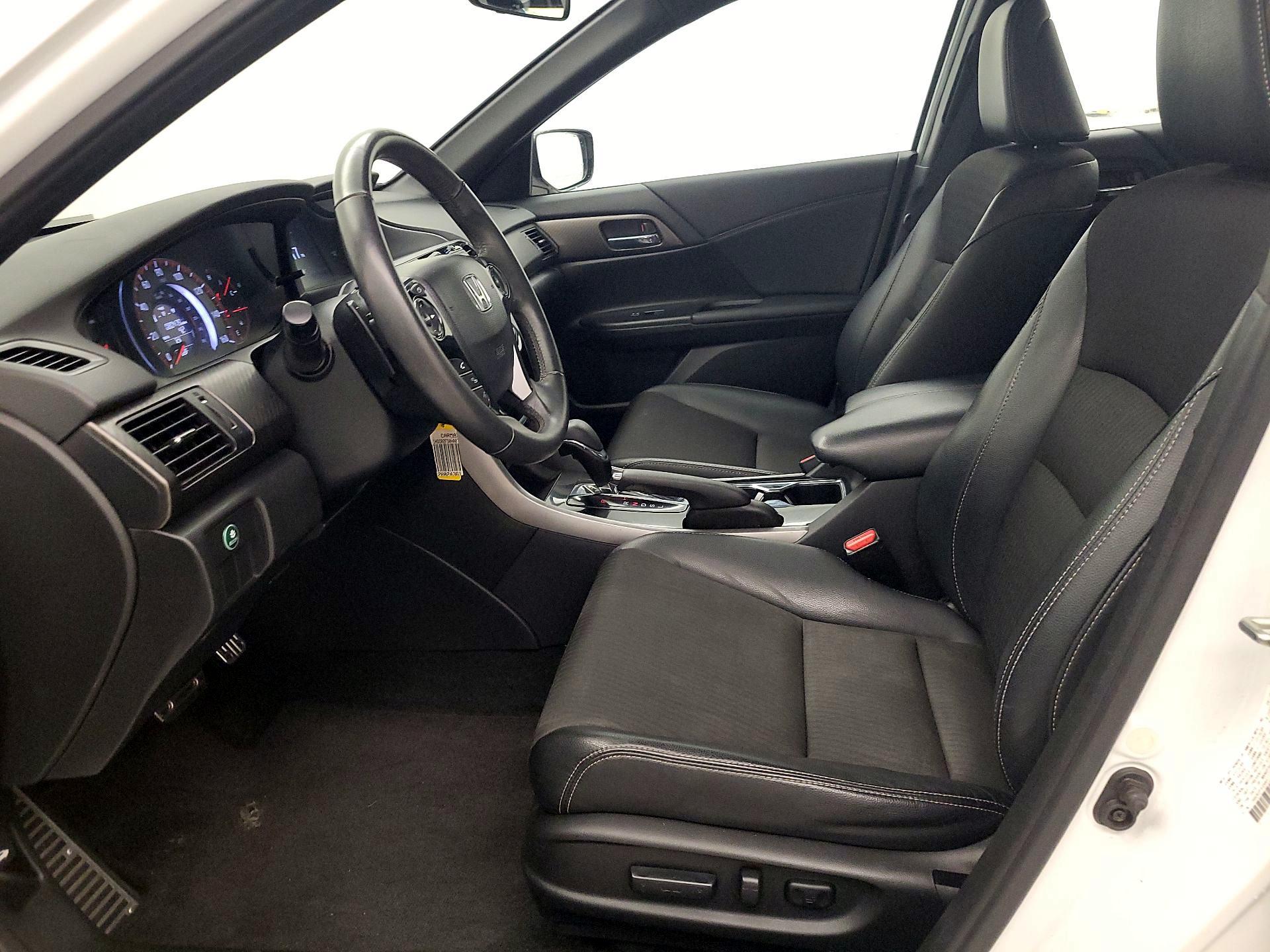 Thumbnail: 2017 Honda Accord - 11