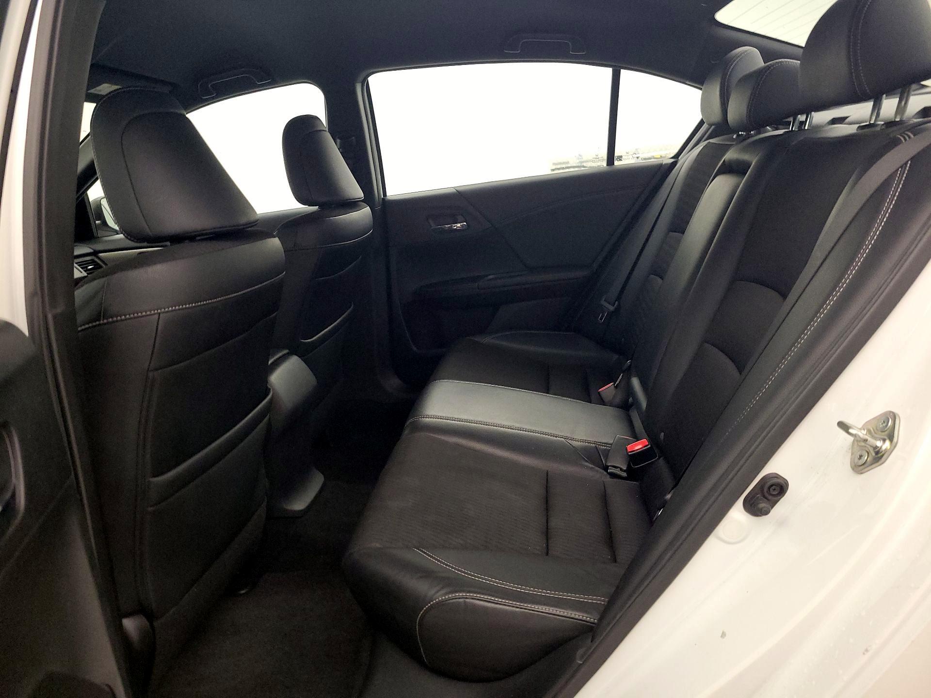 Thumbnail: 2017 Honda Accord - 19