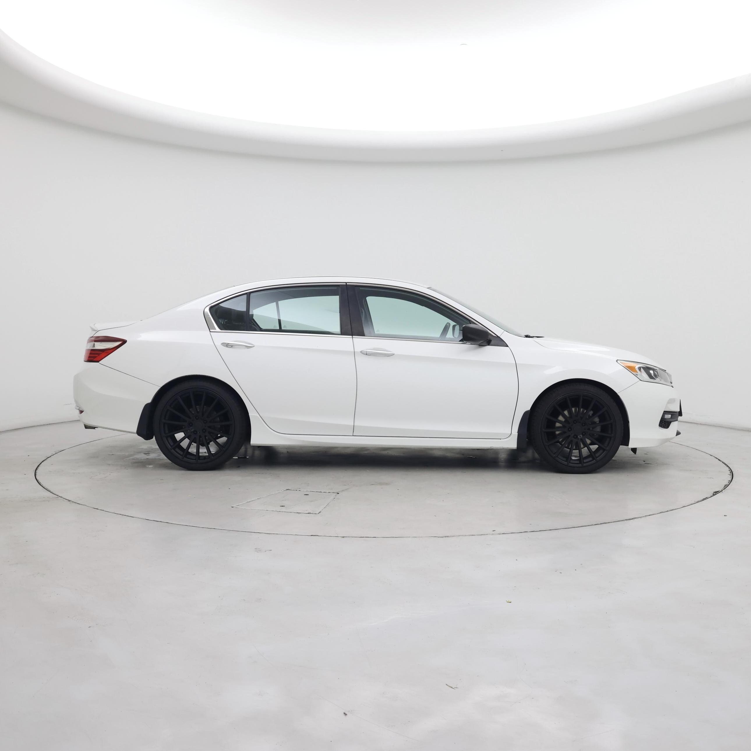 Thumbnail: 2017 Honda Accord - 7