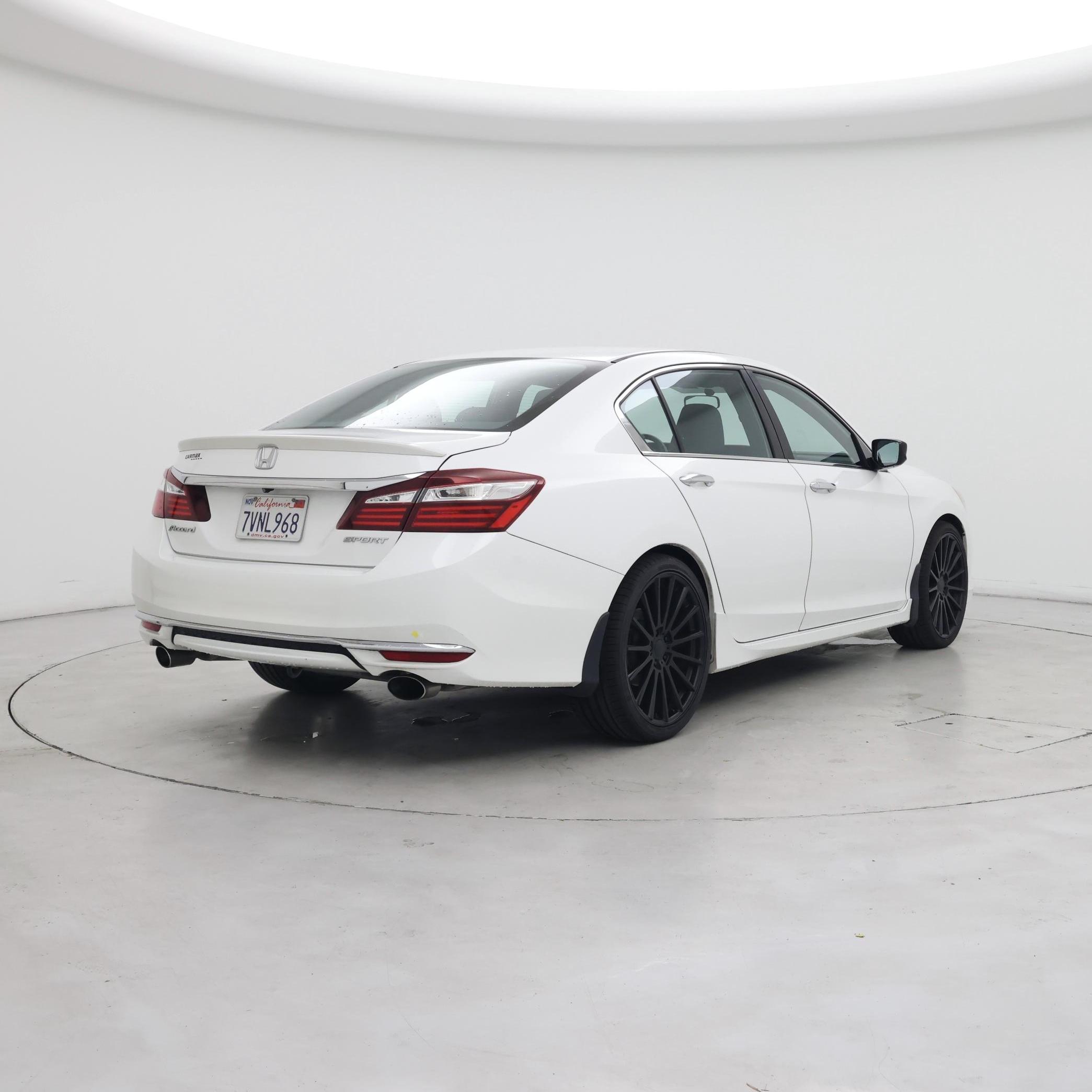 Thumbnail: 2017 Honda Accord - 8