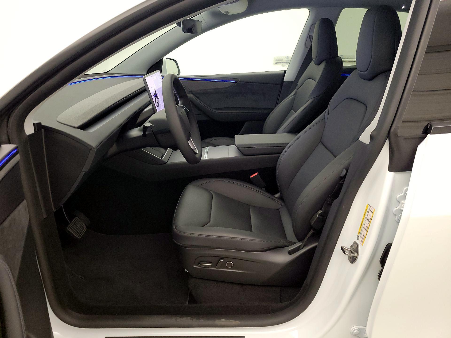 Thumbnail: 2026 Tesla Model Y - 11