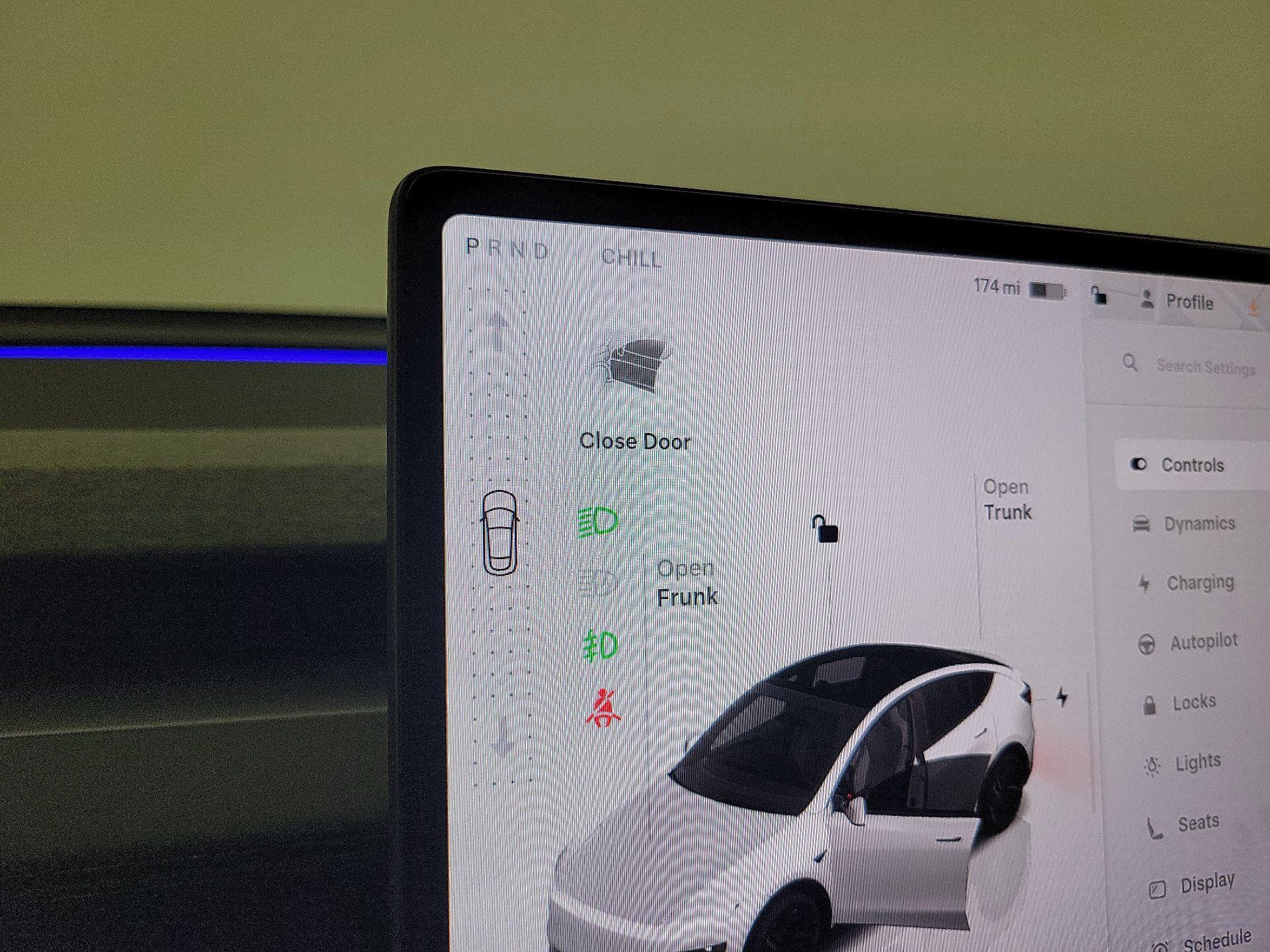 Thumbnail: 2026 Tesla Model Y - 17