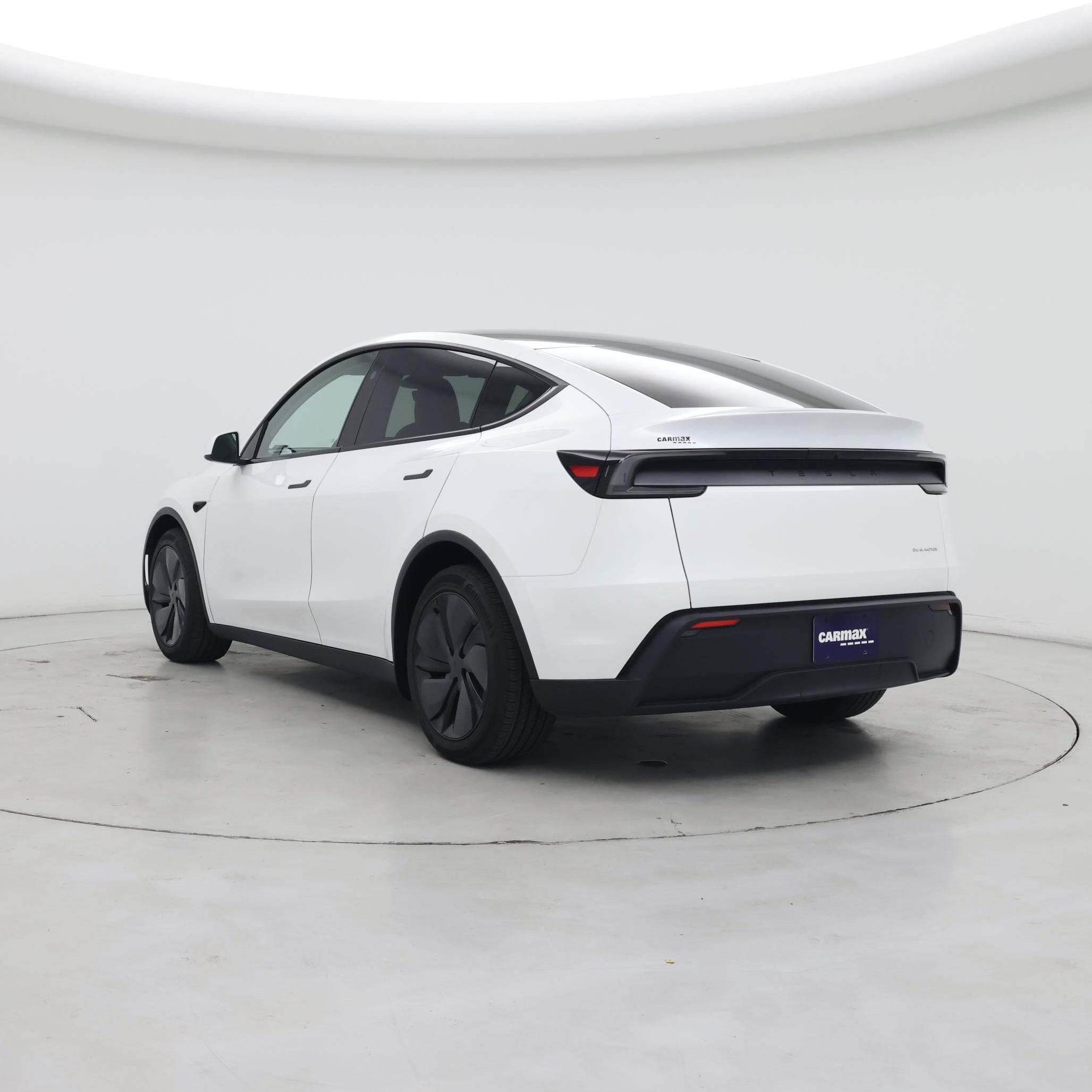 Thumbnail: 2026 Tesla Model Y - 2