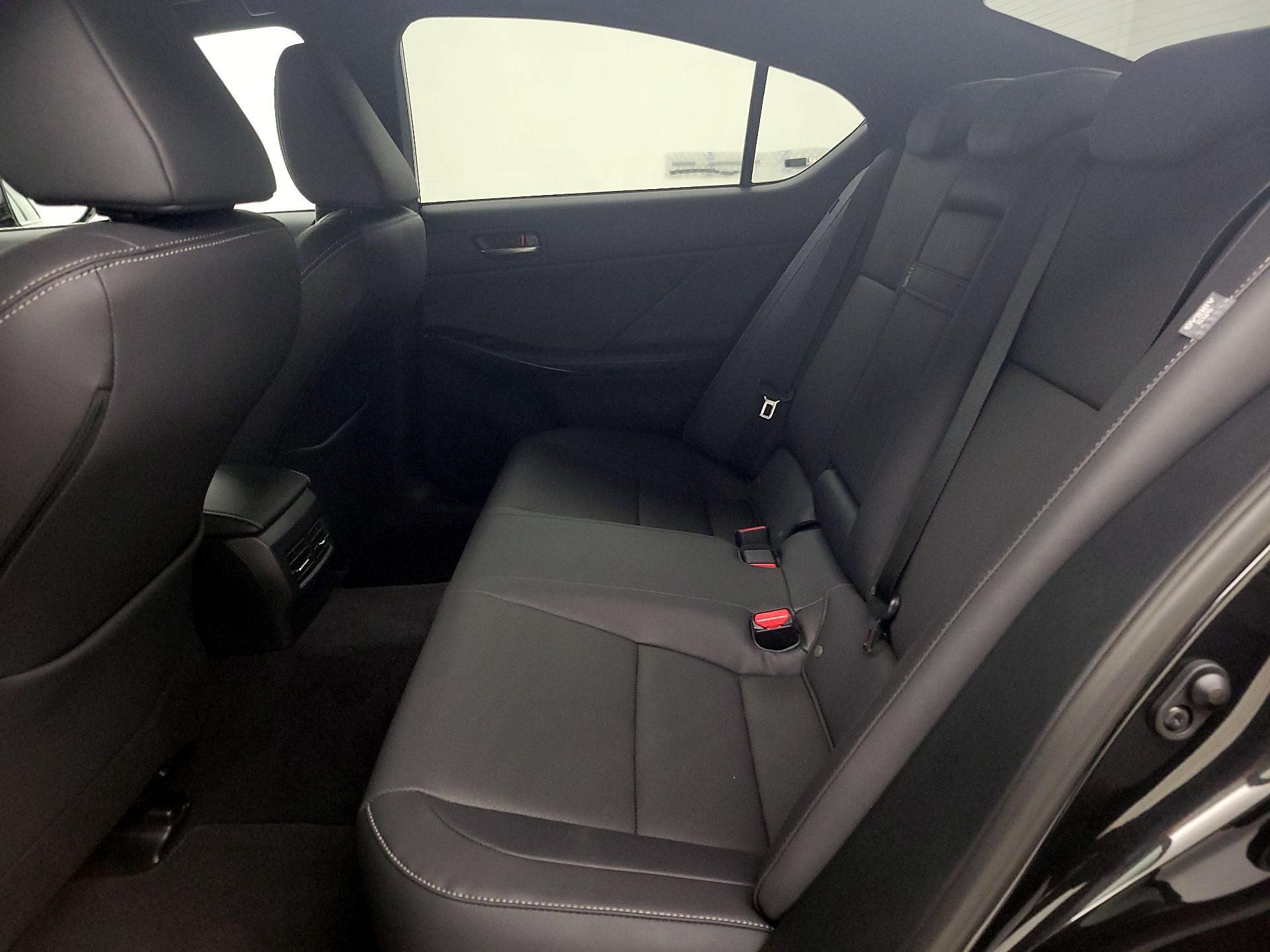 Thumbnail: 2025 Lexus IS - 18