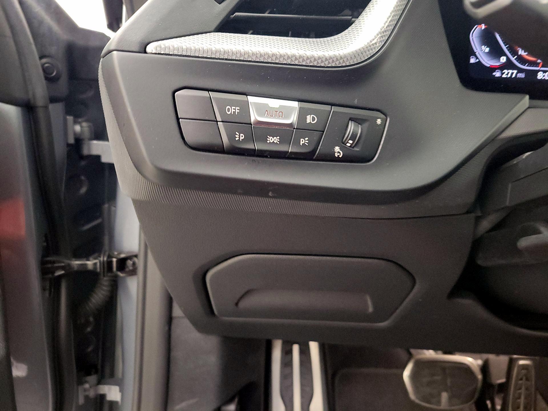 Thumbnail: 2024 BMW 2 Series - 13