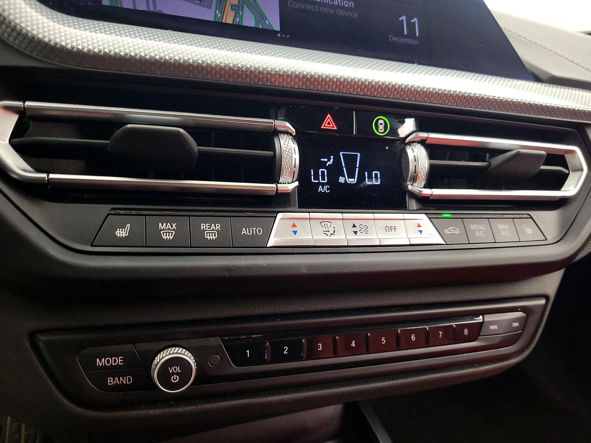 Thumbnail: 2024 BMW 2 Series - 17