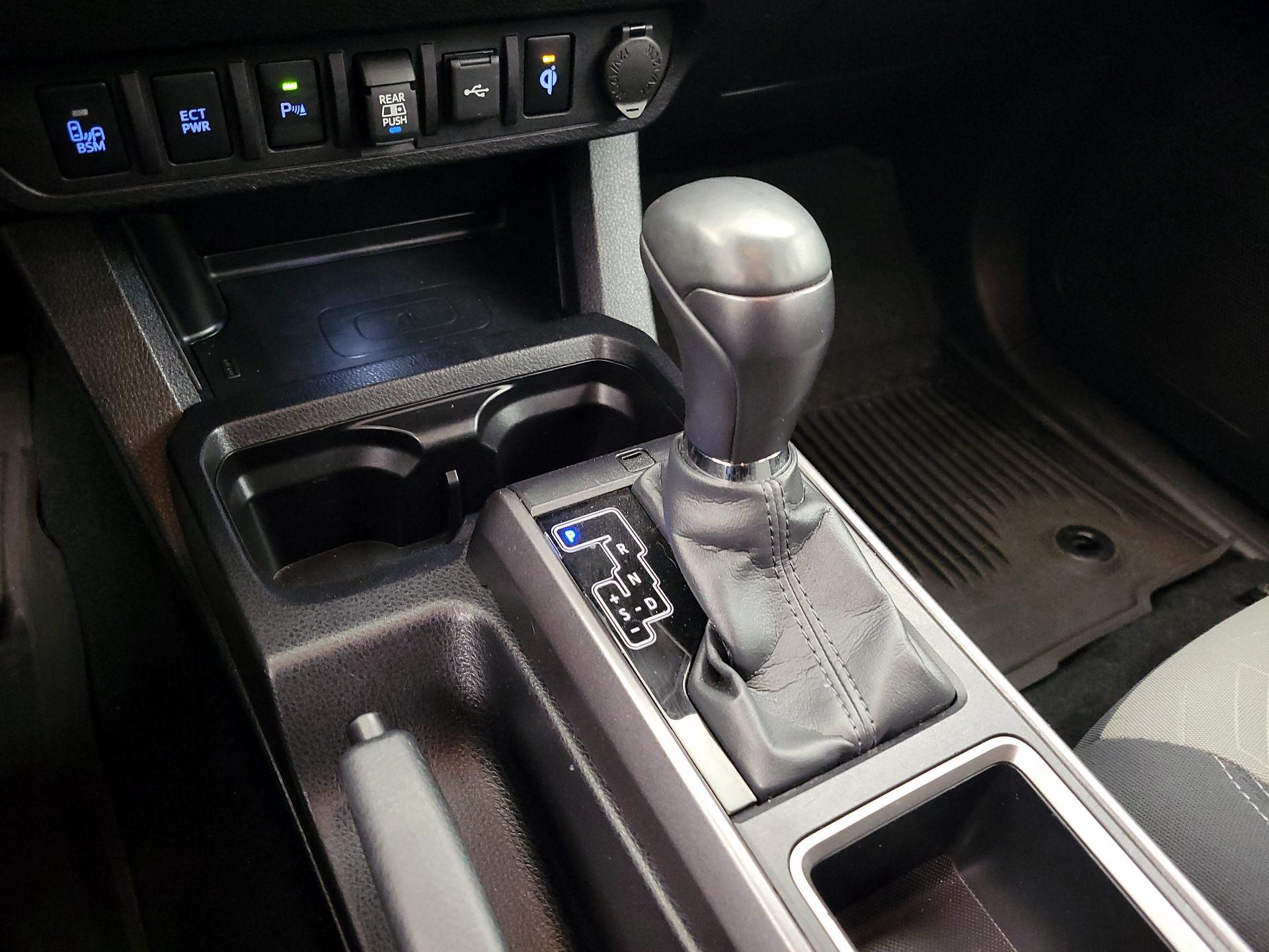 Thumbnail: 2023 Toyota Tacoma - 17