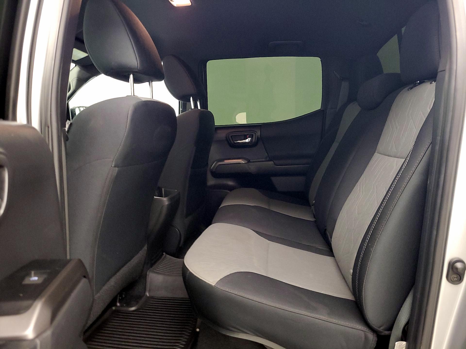 Thumbnail: 2023 Toyota Tacoma - 19