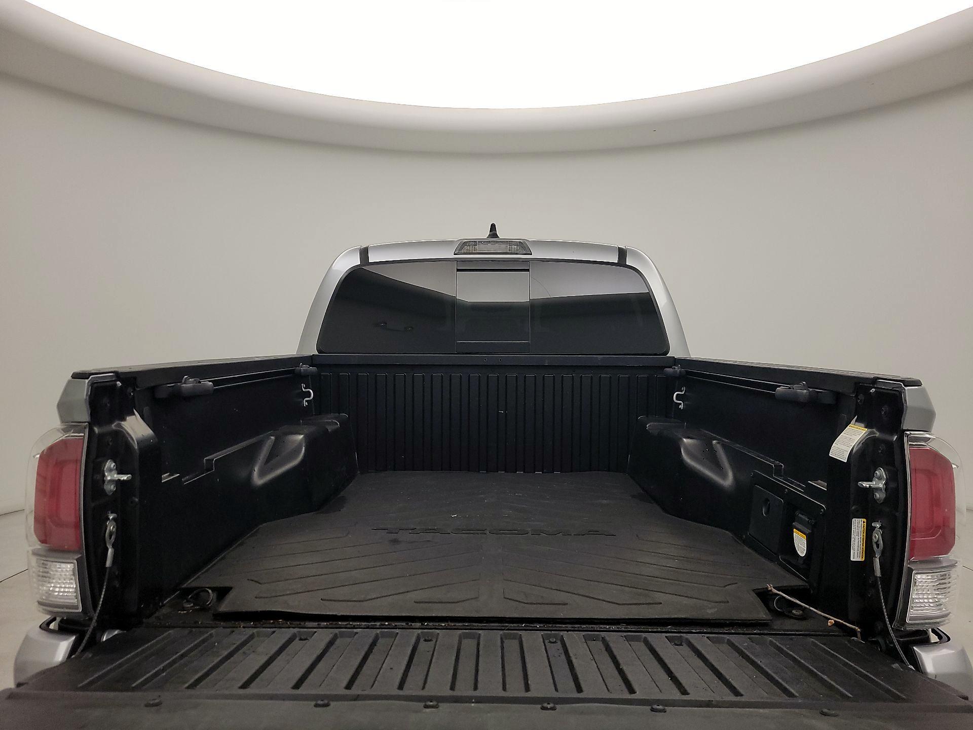 Thumbnail: 2023 Toyota Tacoma - 20