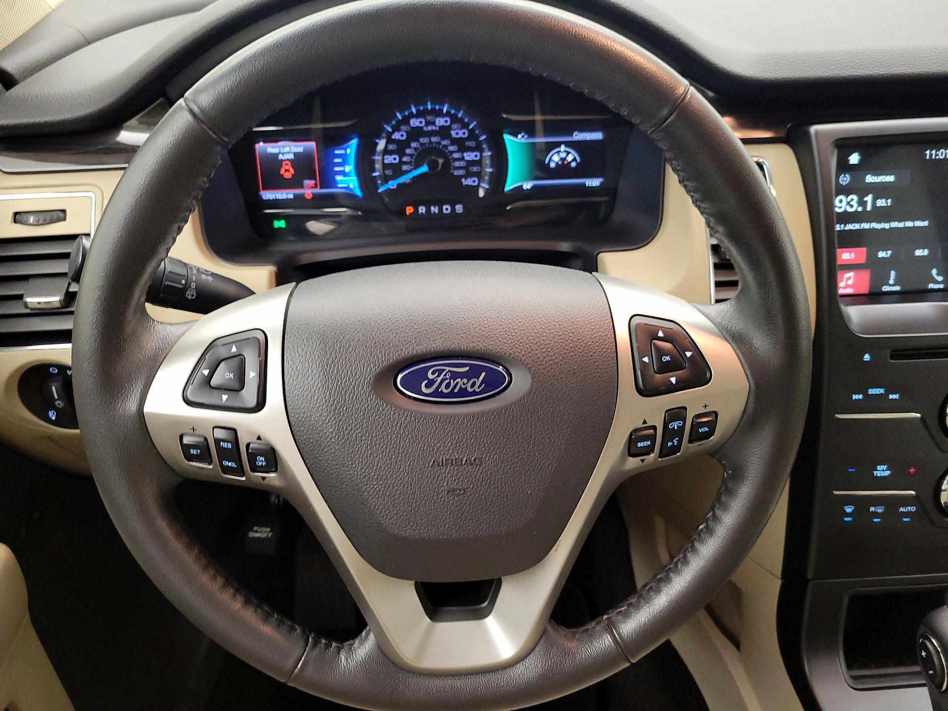 Thumbnail: 2017 Ford Flex - 10