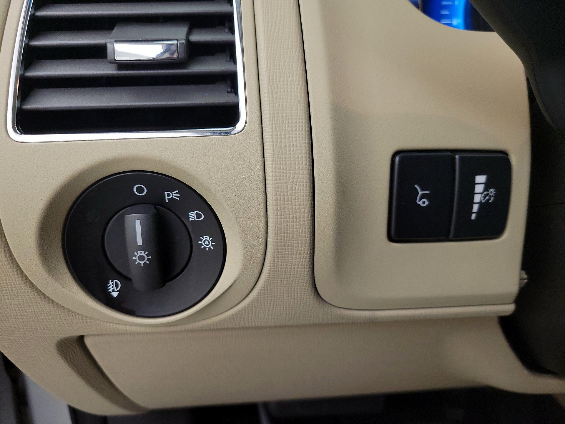 Thumbnail: 2017 Ford Flex - 13