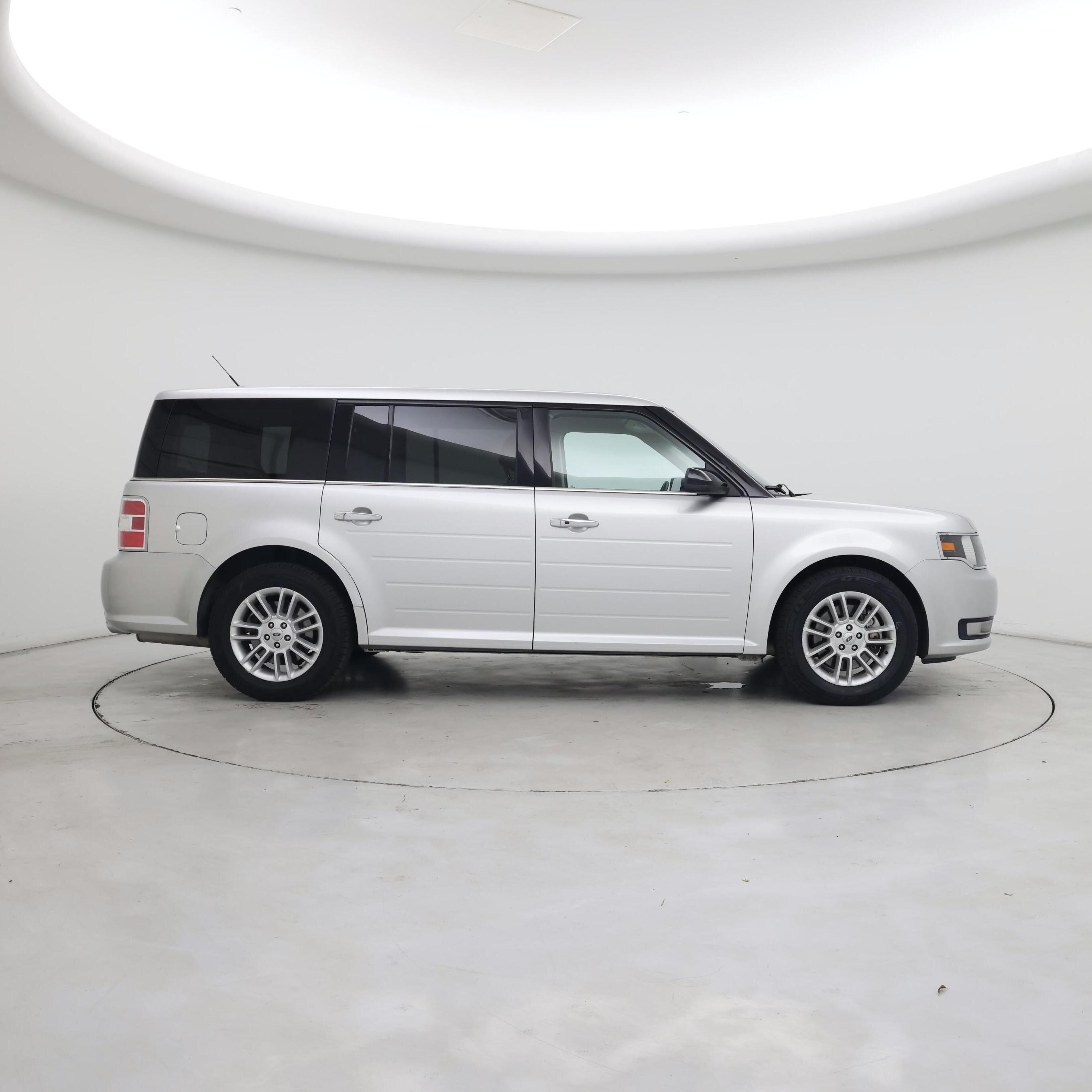 Thumbnail: 2017 Ford Flex - 7