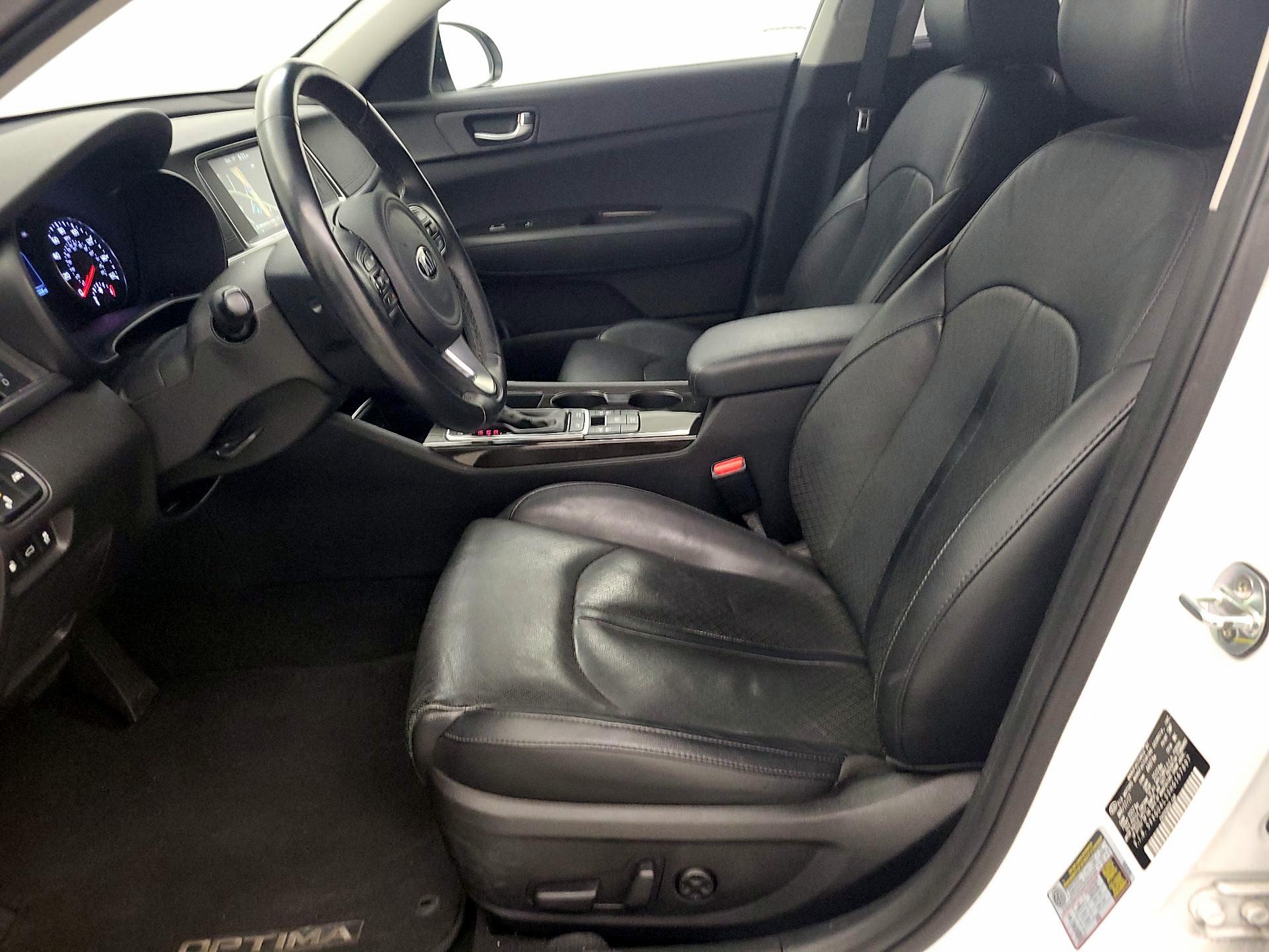 Thumbnail: 2017 Kia Optima - 11