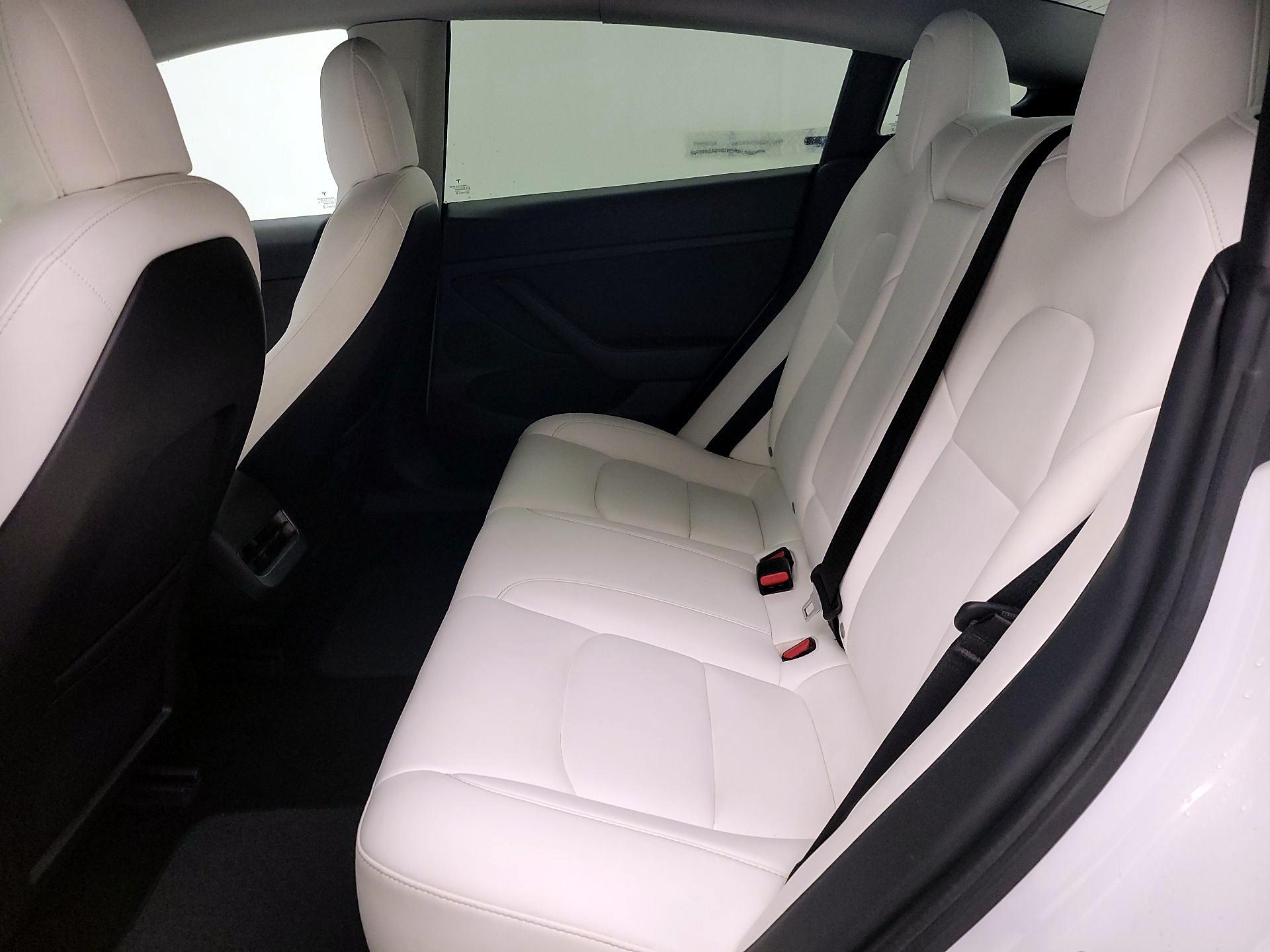 Thumbnail: 2021 Tesla Model 3 - 18