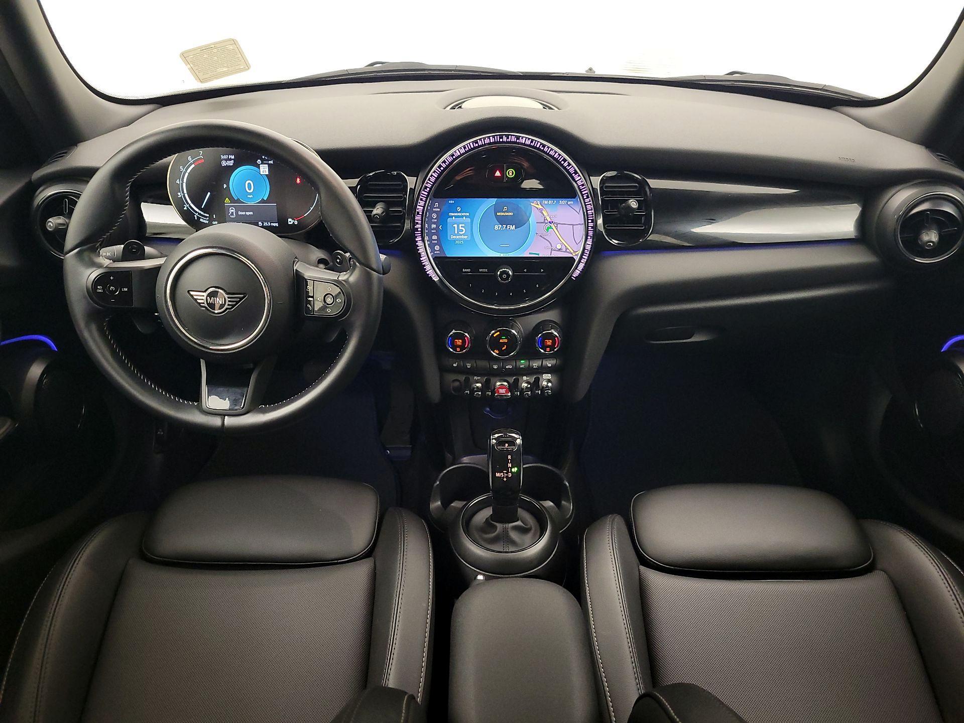 Thumbnail: 2022 MINI Cooper Hardtop - 9