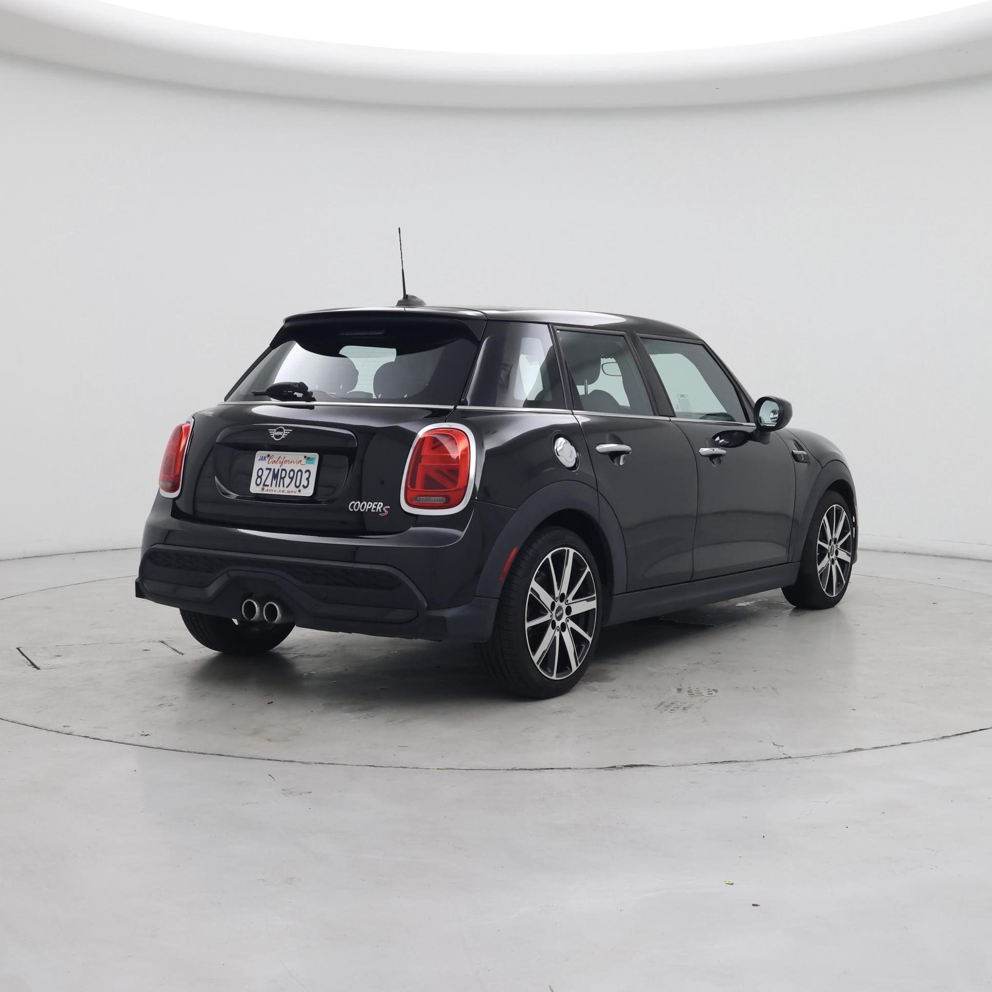 Thumbnail: 2022 MINI Cooper Hardtop - 8