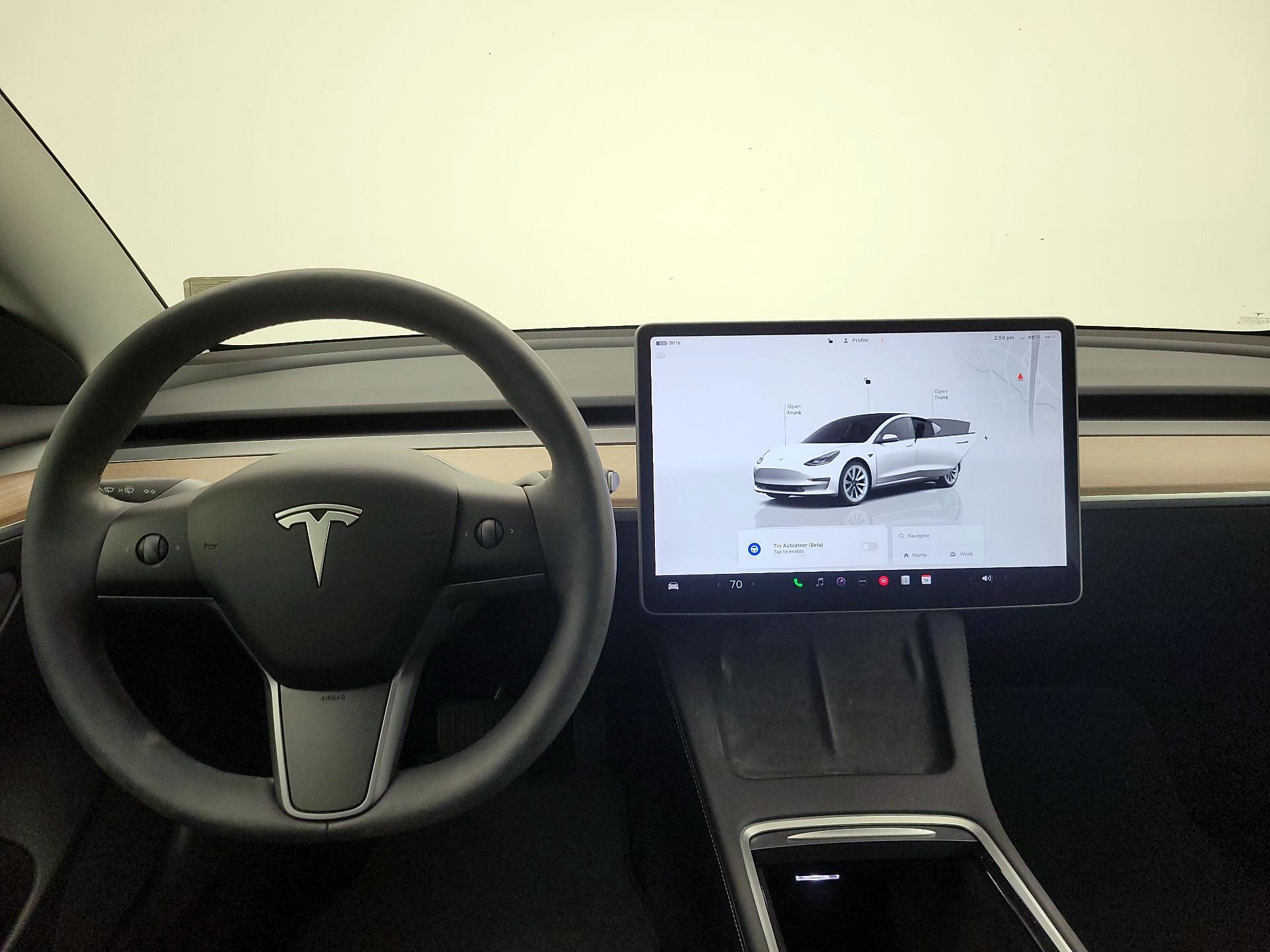 Thumbnail: 2022 Tesla Model 3 - 9