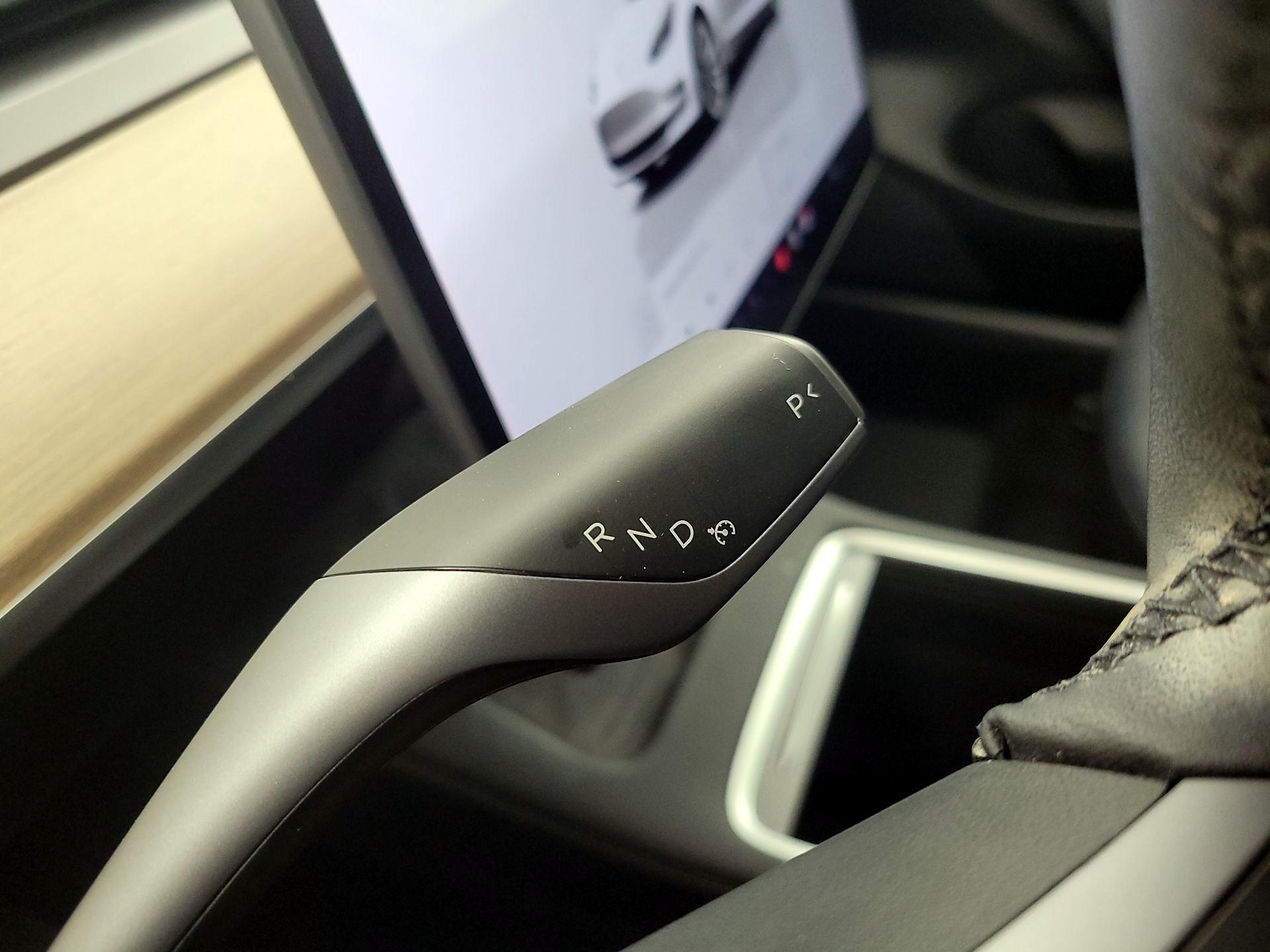 Thumbnail: 2022 Tesla Model 3 - 17