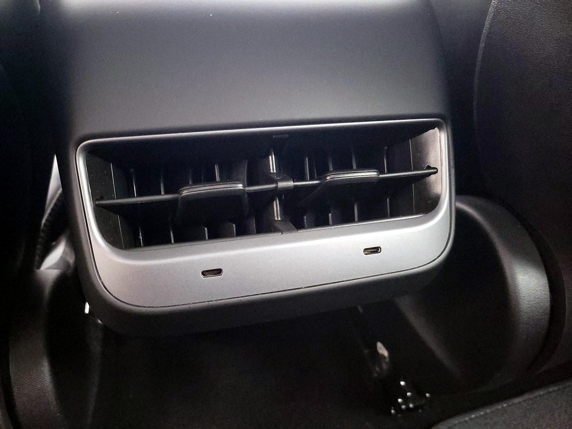 Thumbnail: 2022 Tesla Model 3 - 18