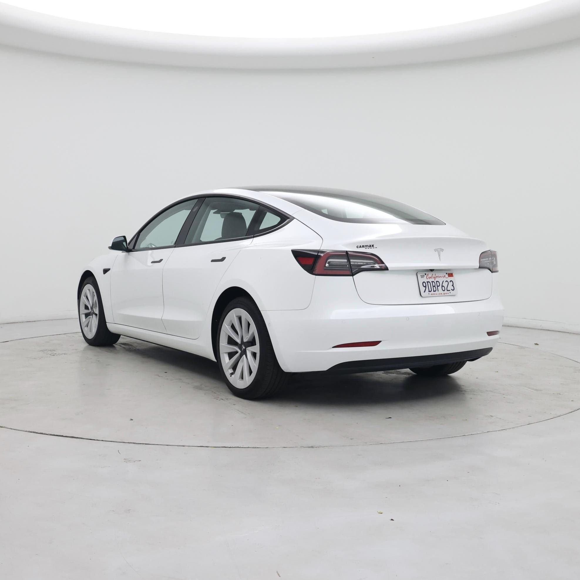 Thumbnail: 2022 Tesla Model 3 - 2