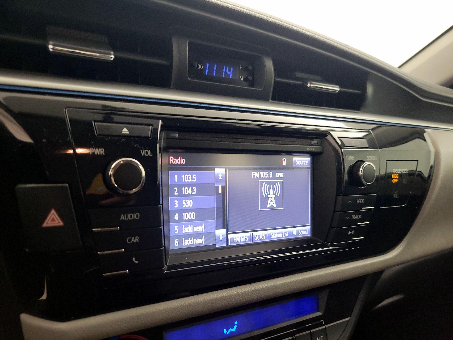 Thumbnail: 2015 Toyota Corolla - 15