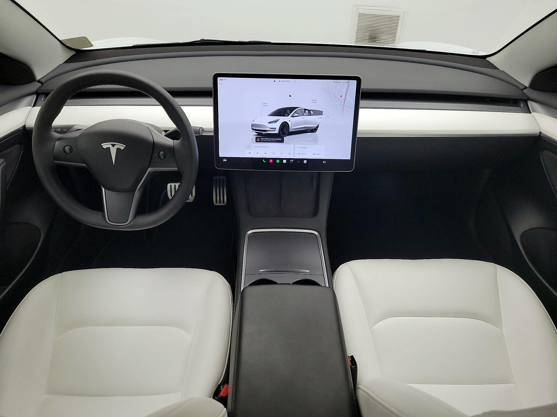 Thumbnail: 2023 Tesla Model 3 - 9