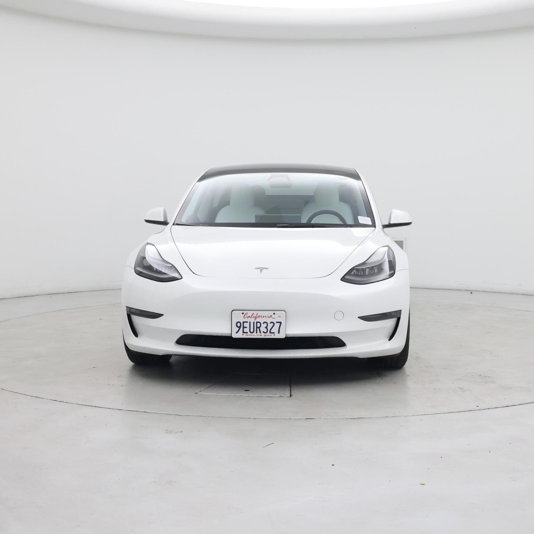 Thumbnail: 2023 Tesla Model 3 - 5