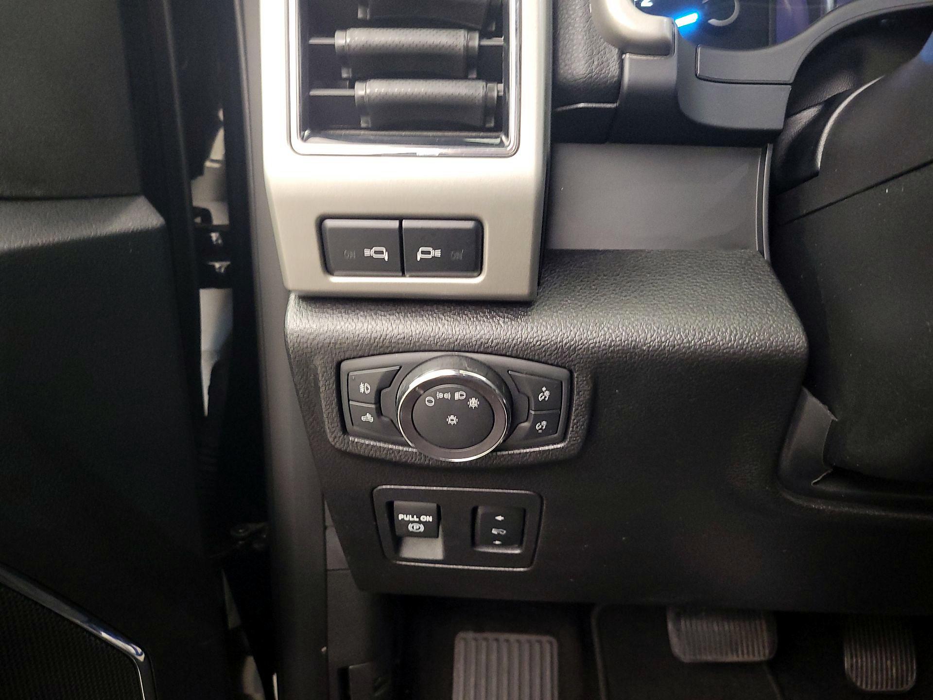 Thumbnail: 2018 Ford F-150 - 13