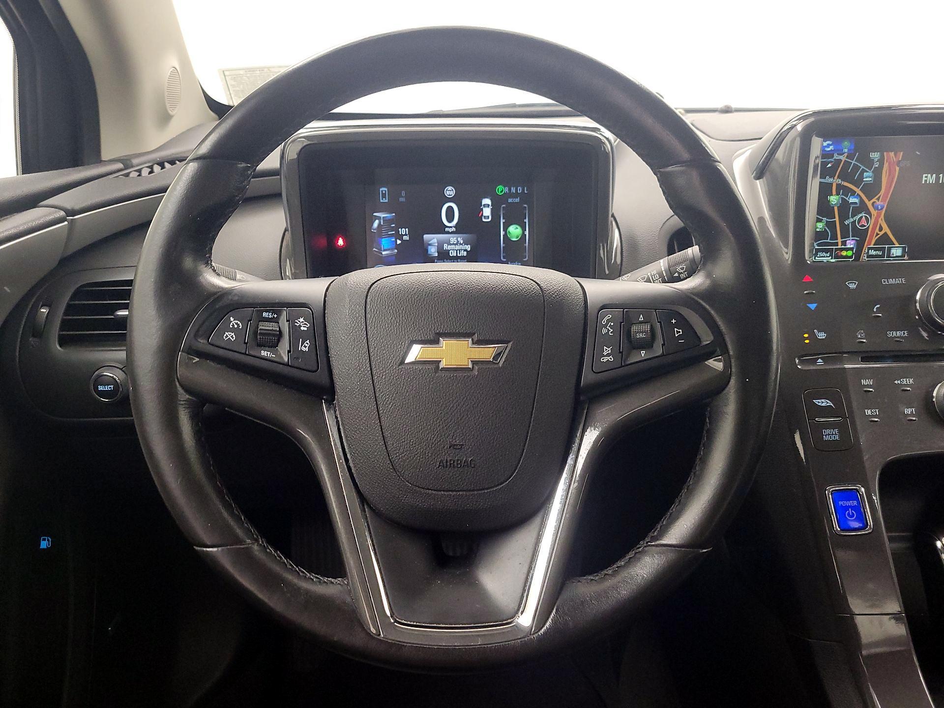 Thumbnail: 2015 Chevrolet Volt - 10