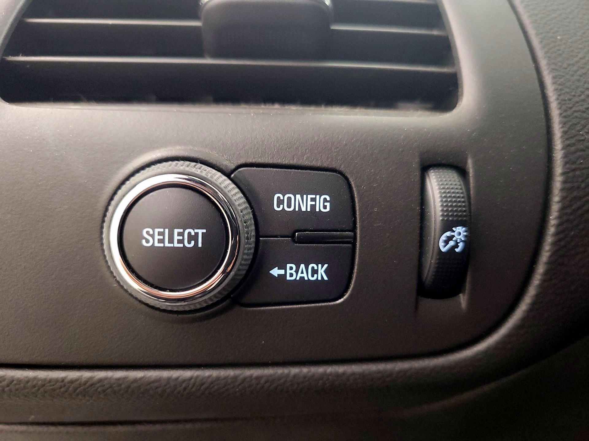 Thumbnail: 2015 Chevrolet Volt - 13