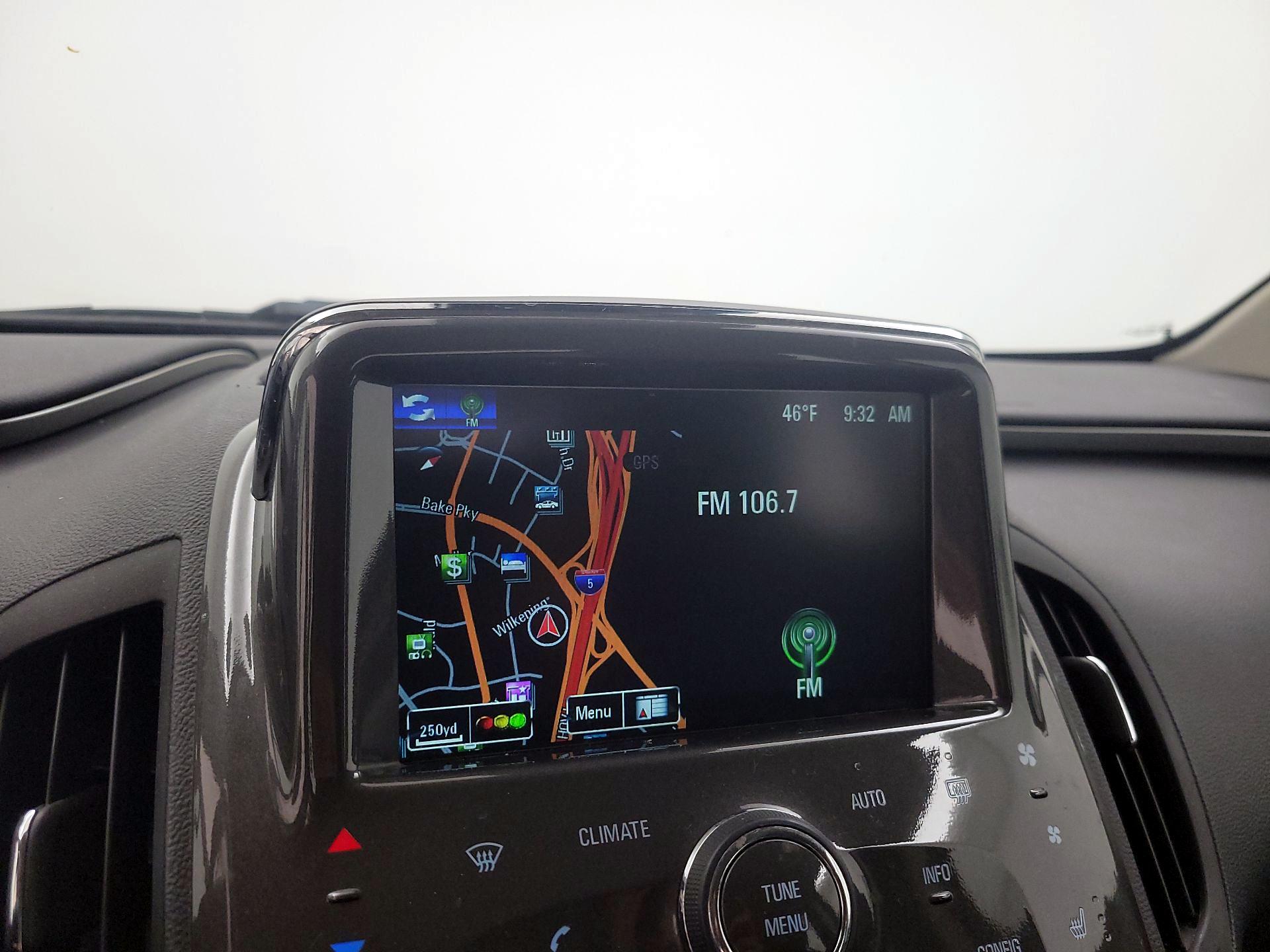 Thumbnail: 2015 Chevrolet Volt - 16