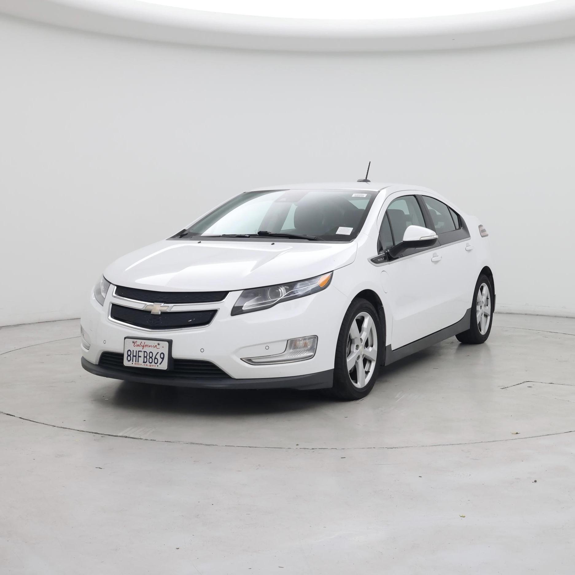 Thumbnail: 2015 Chevrolet Volt - 4
