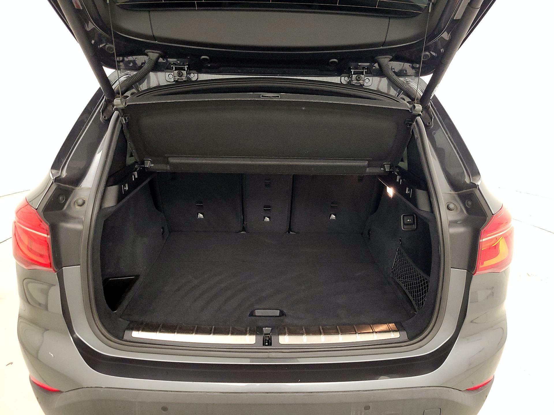 Thumbnail: 2017 BMW X1 - 20