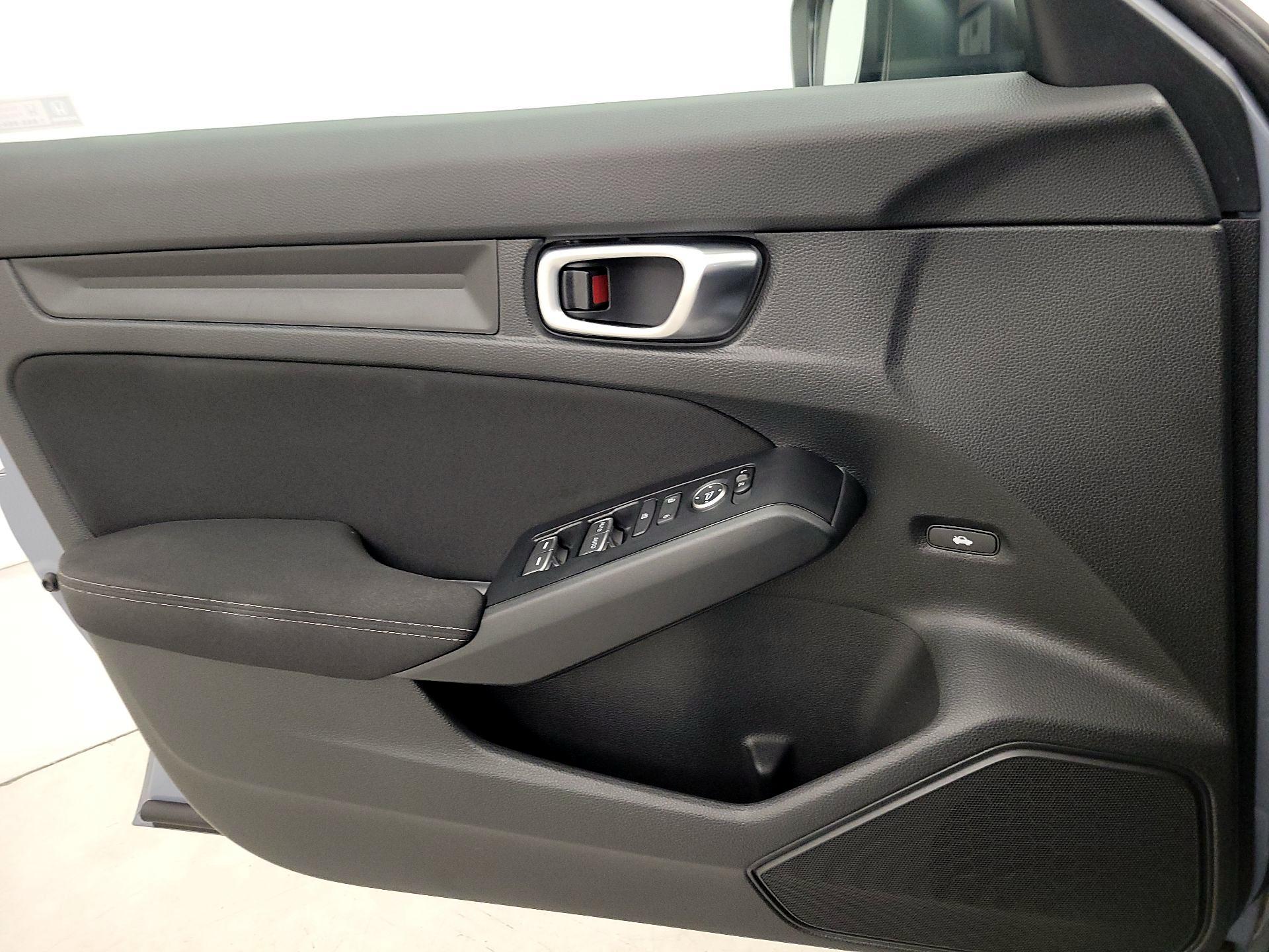 Thumbnail: 2024 Honda Civic - 12