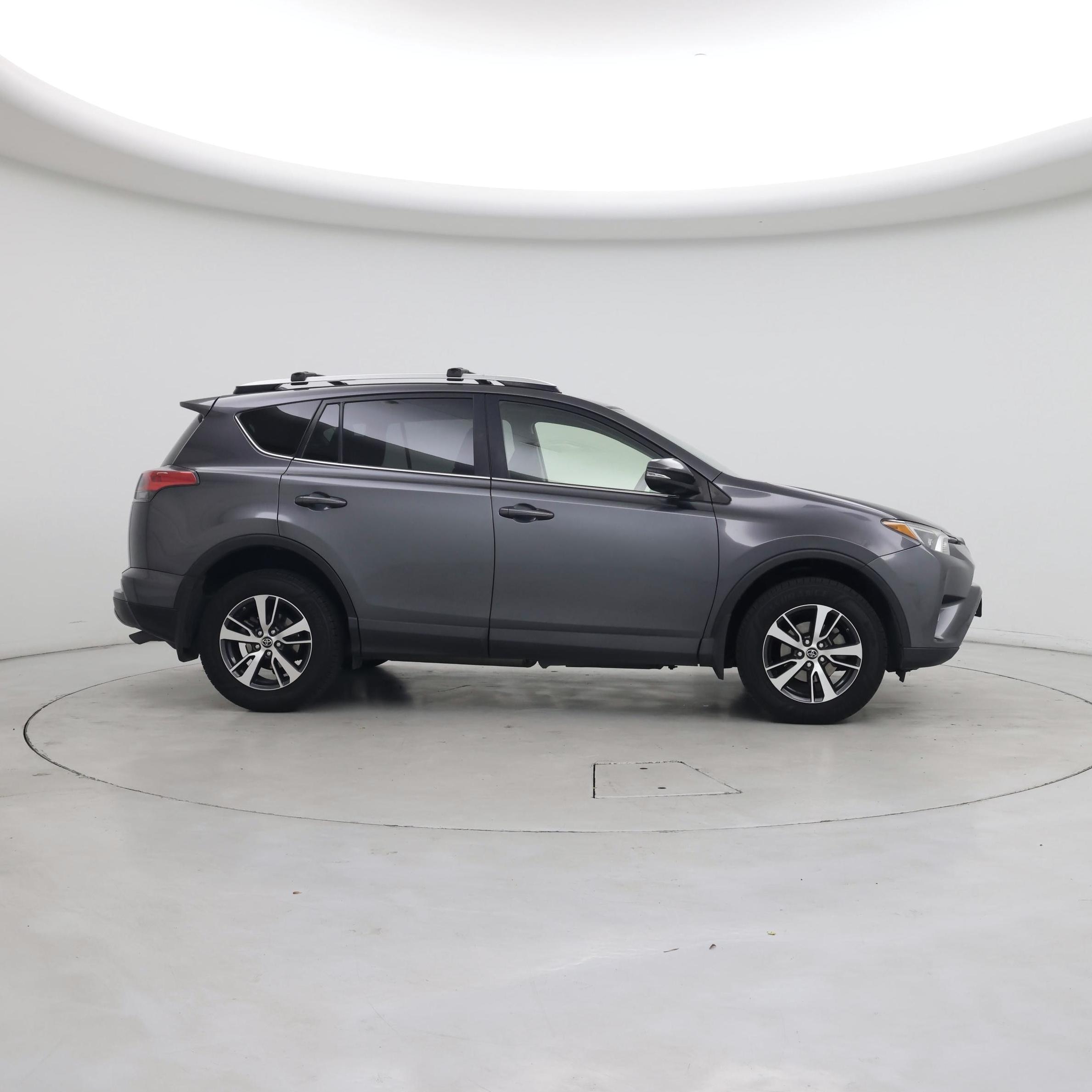 Thumbnail: 2016 Toyota RAV4 - 7