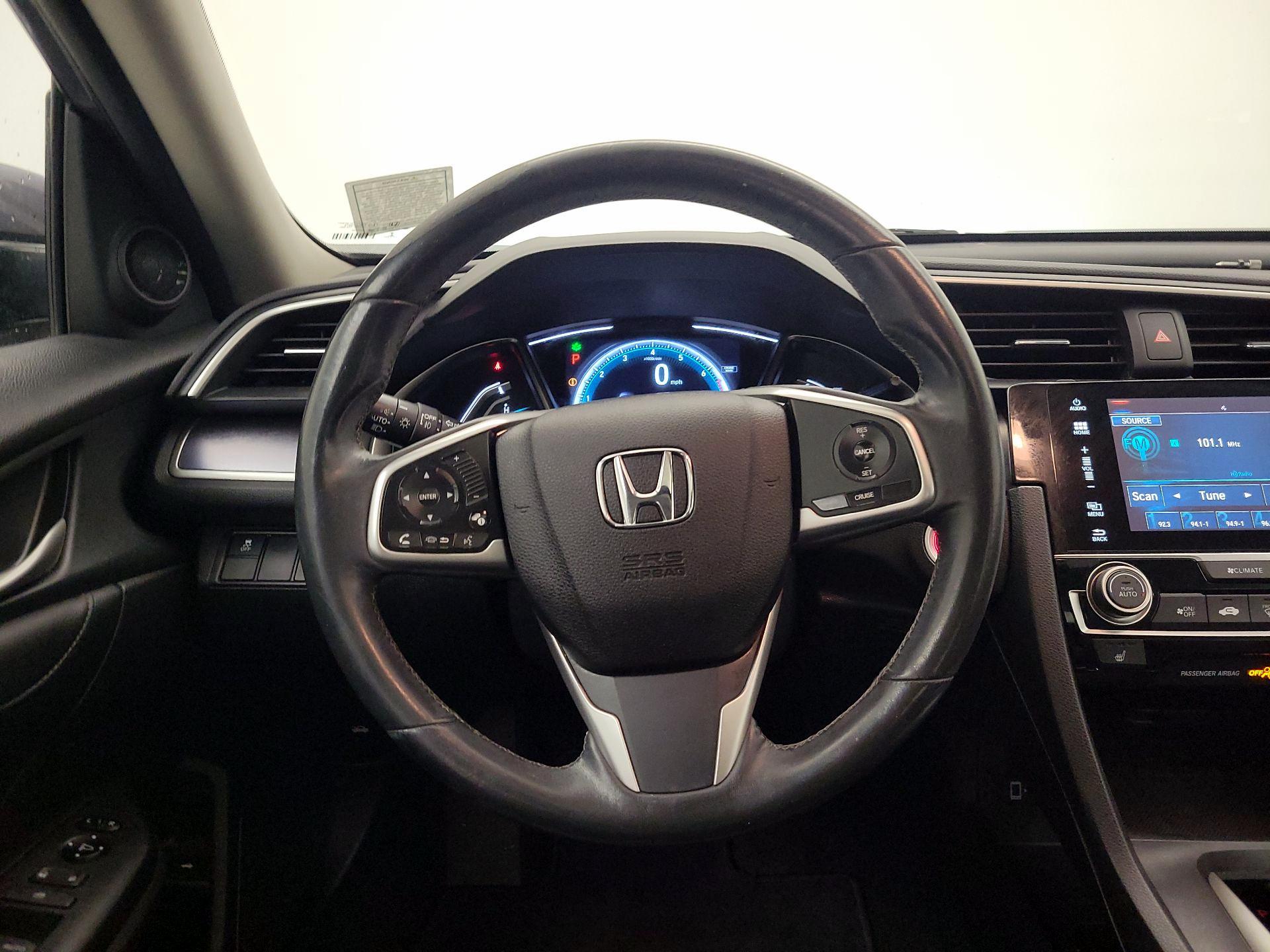 Thumbnail: 2017 Honda Civic - 10