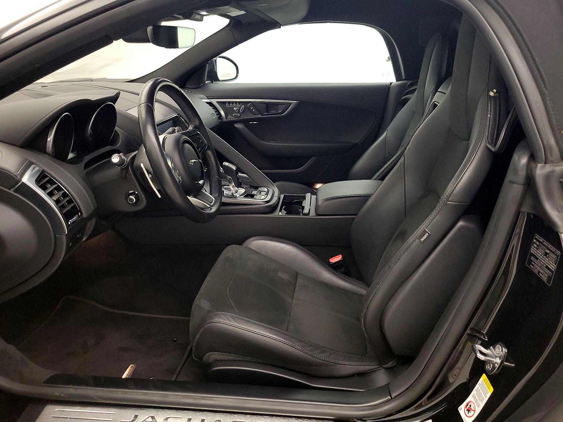 Thumbnail: 2018 Jaguar F-Type - 11