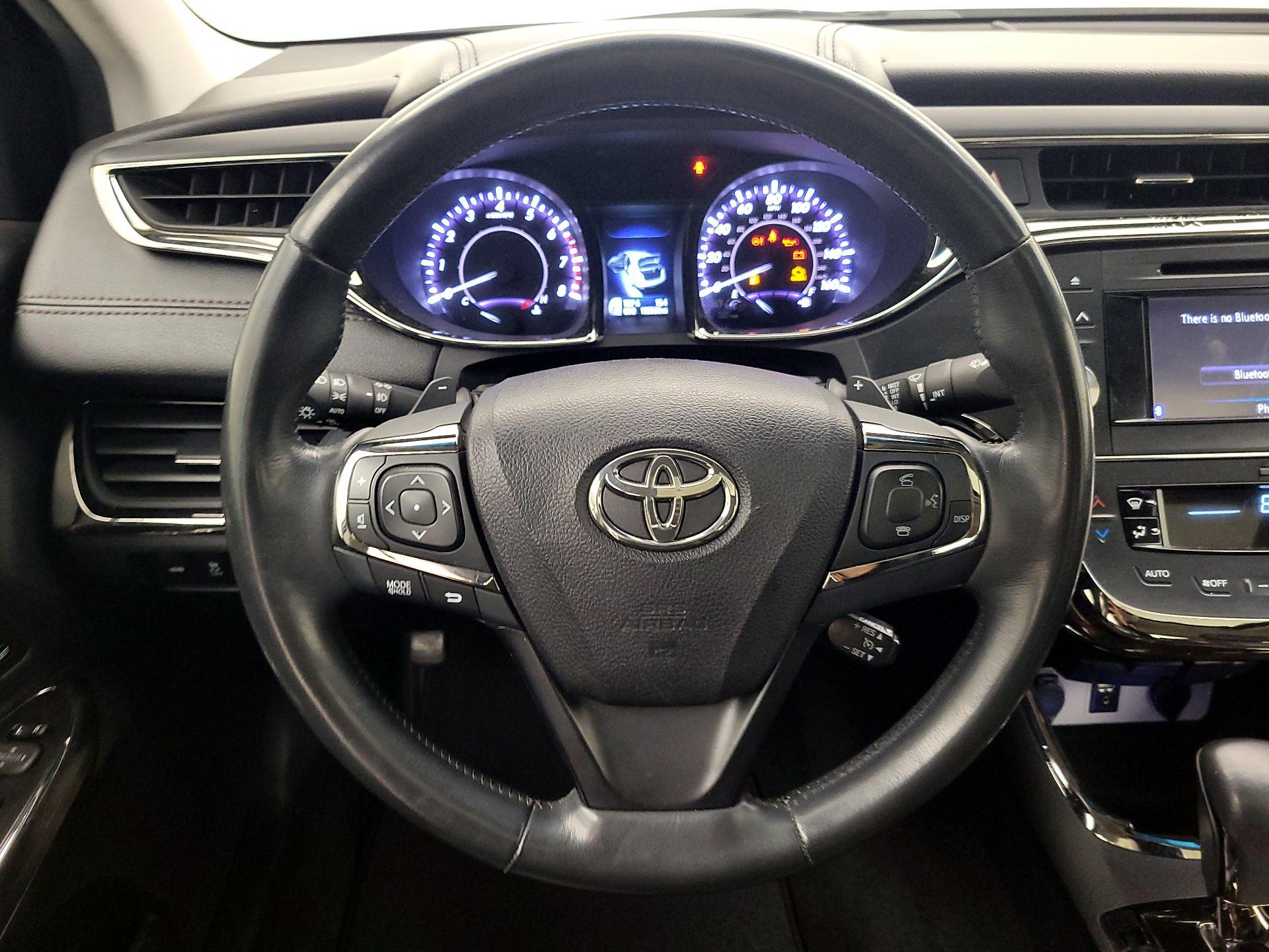 Thumbnail: 2014 Toyota Avalon - 10