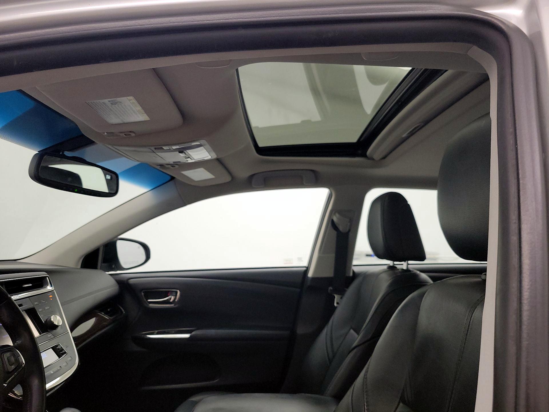 Thumbnail: 2014 Toyota Avalon - 19