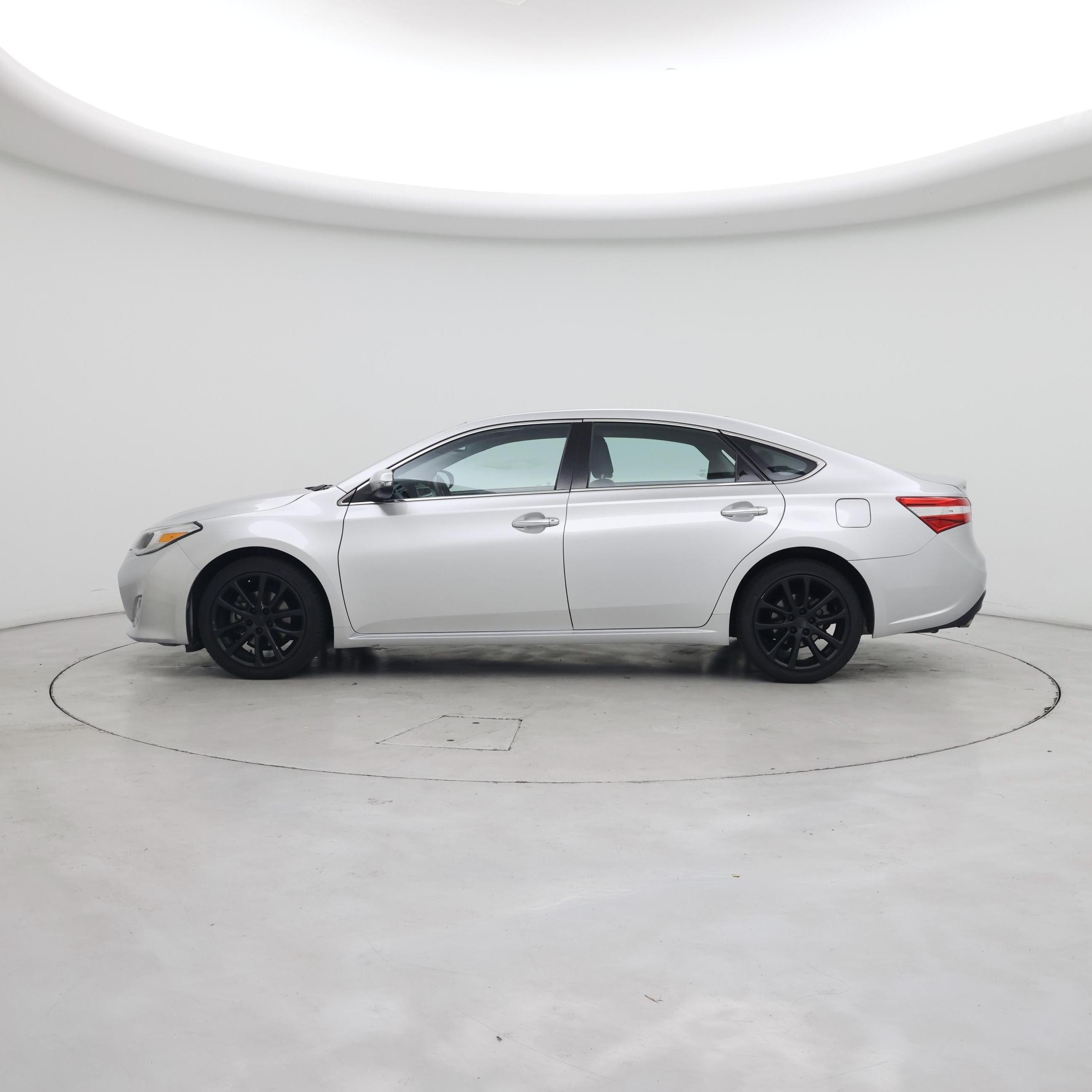 Thumbnail: 2014 Toyota Avalon - 3