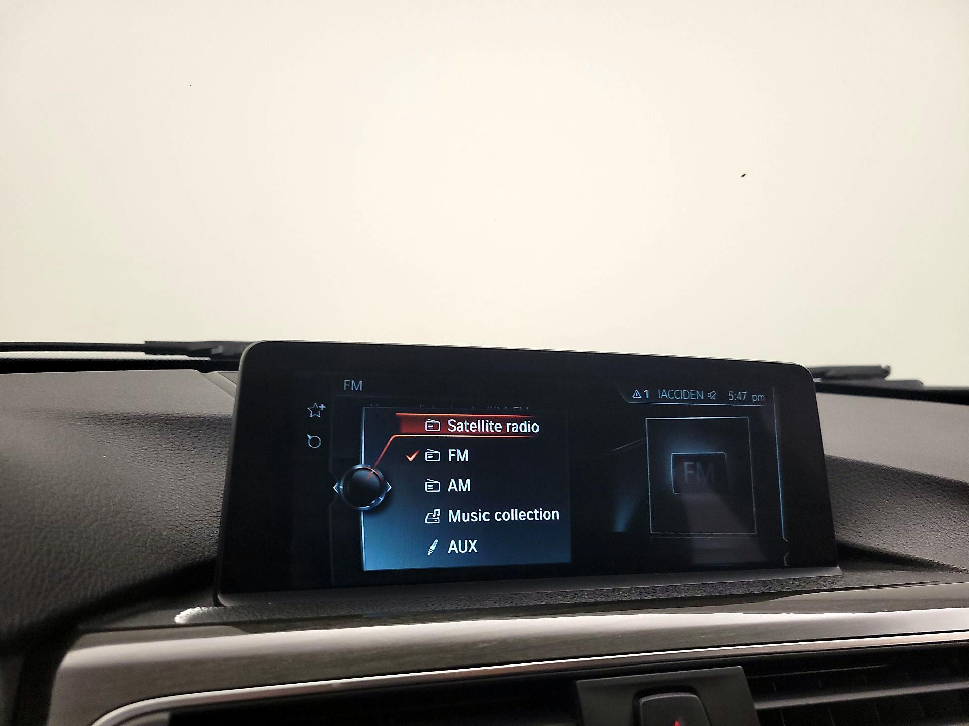 Thumbnail: 2017 BMW 3 Series - 16