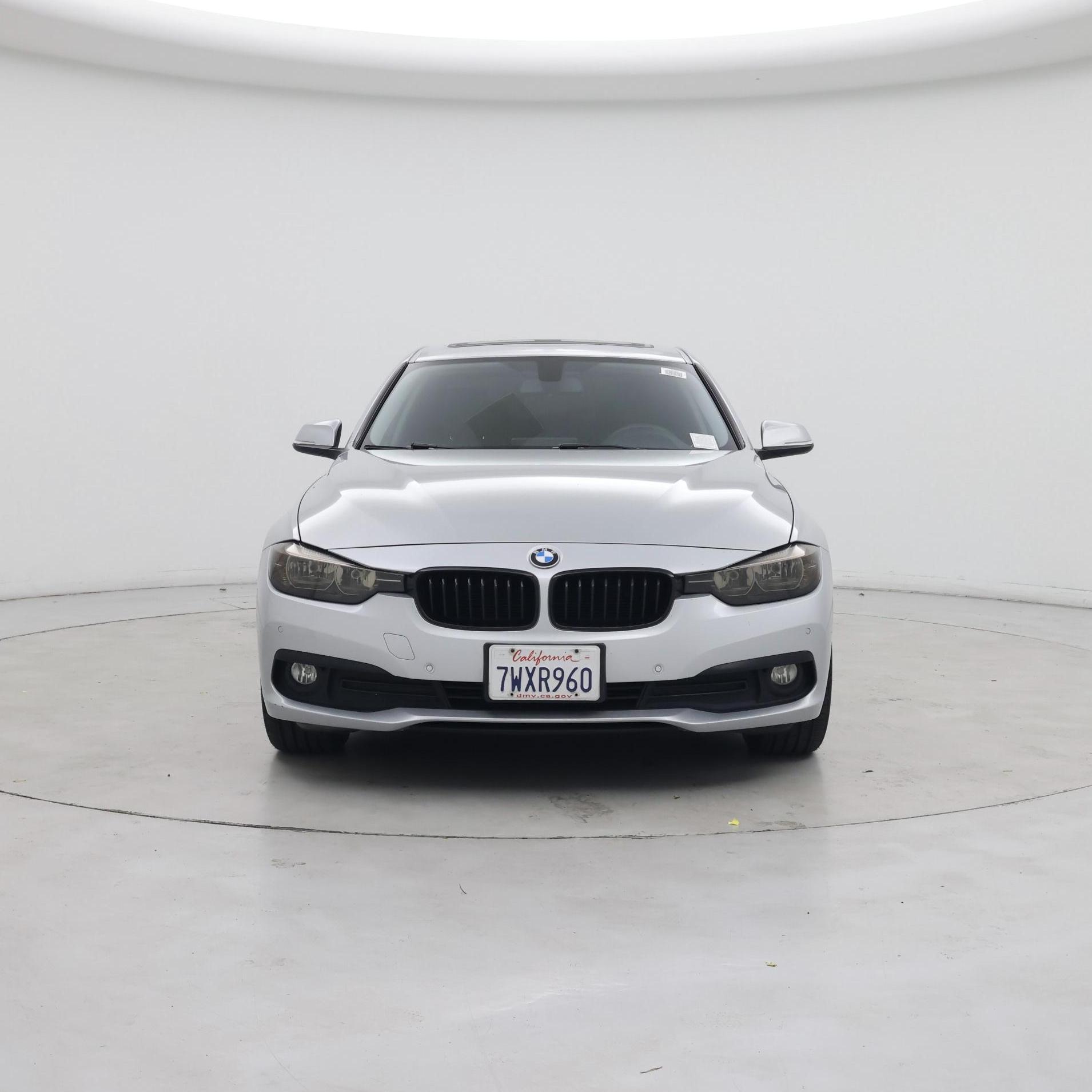 Thumbnail: 2017 BMW 3 Series - 5