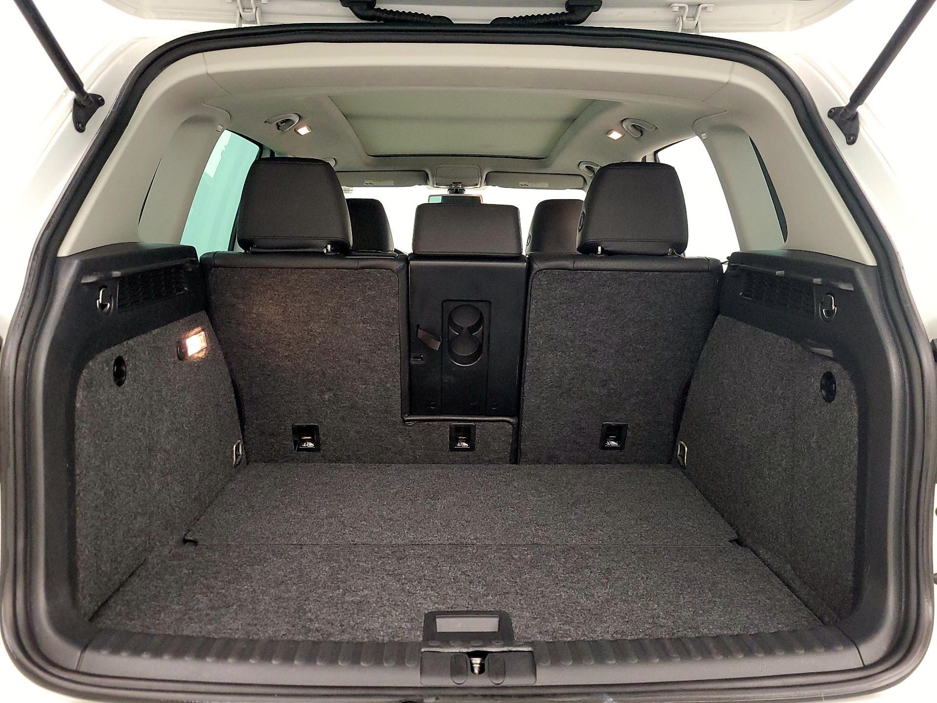 Thumbnail: 2017 Volkswagen Tiguan - 20