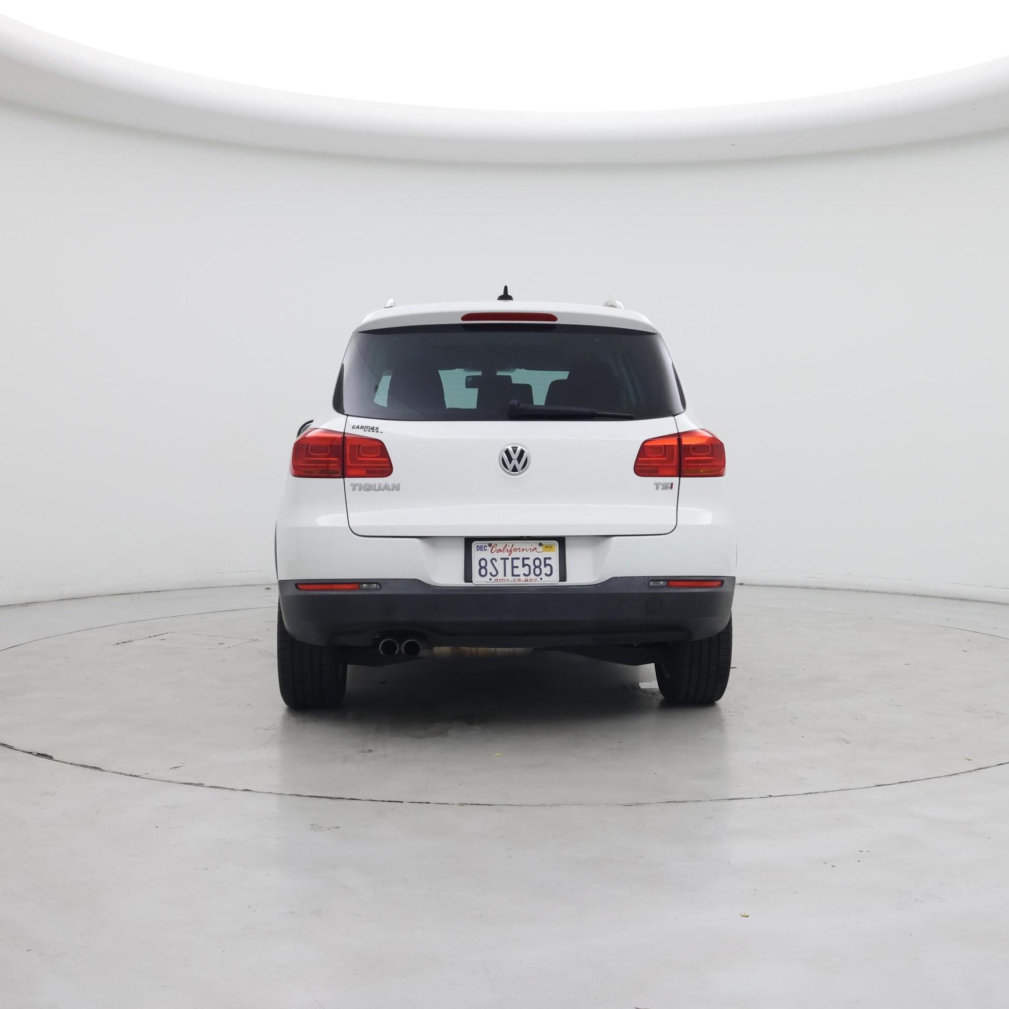 Thumbnail: 2017 Volkswagen Tiguan - 6