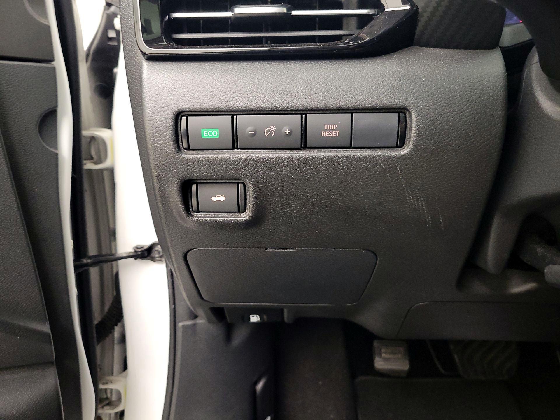 Thumbnail: 2020 Nissan Sentra - 13