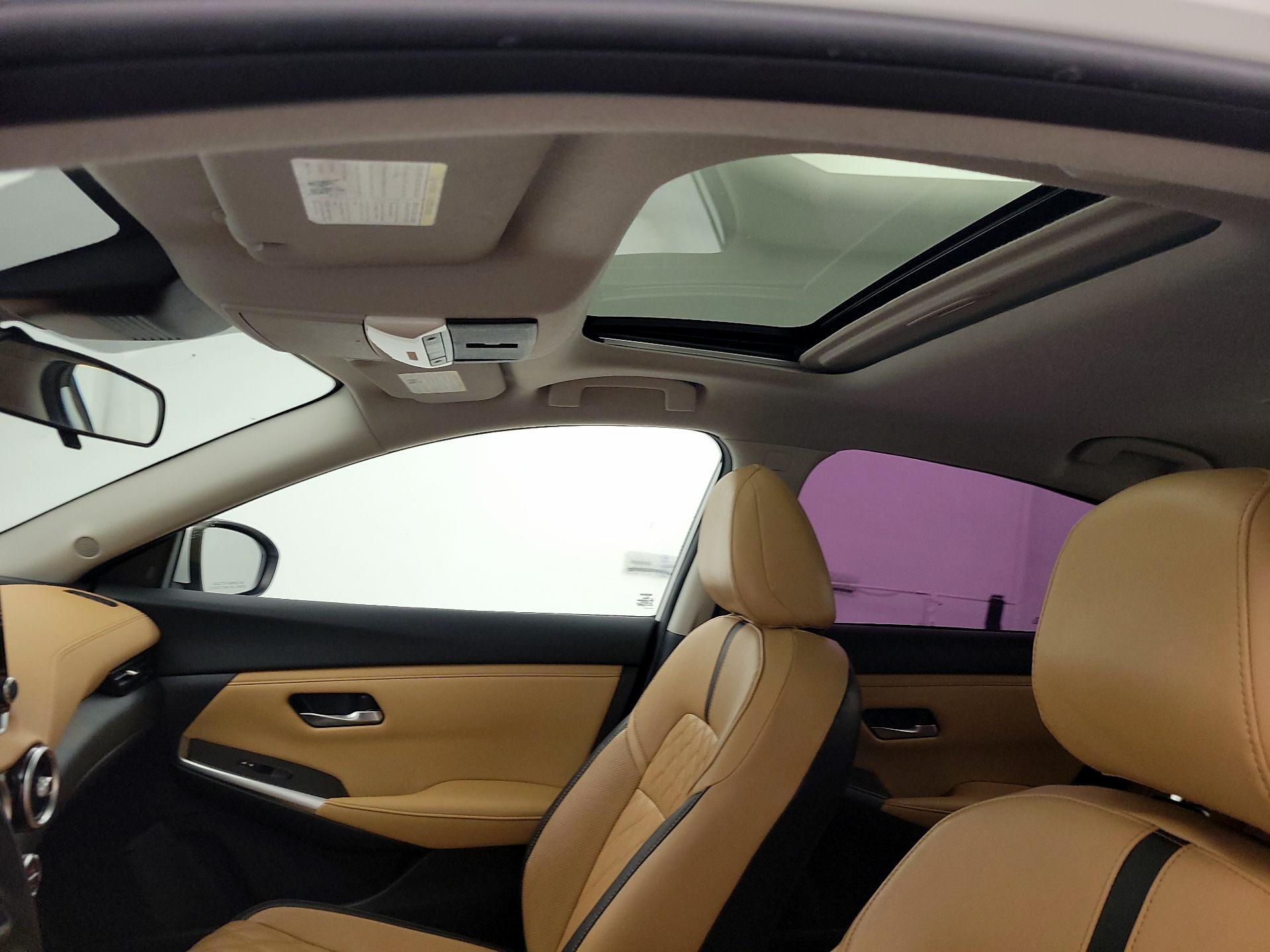 Thumbnail: 2020 Nissan Sentra - 19