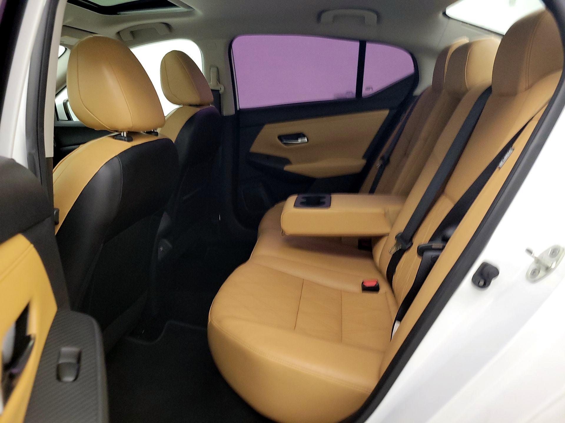 Thumbnail: 2020 Nissan Sentra - 20